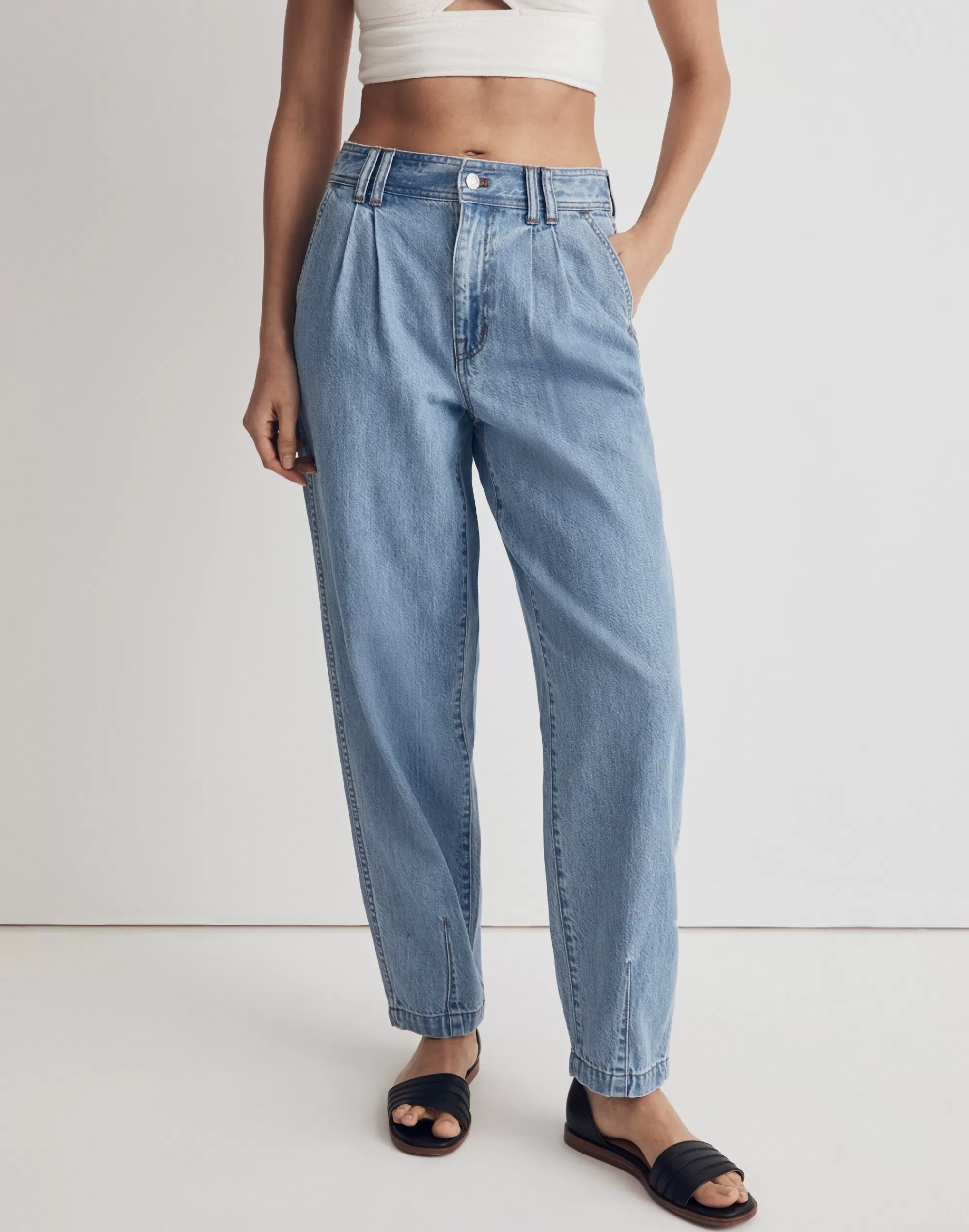 Madewell Baggy Jeans>Baggy Tapered Jeans In : Pleated Edition Idarose Wash