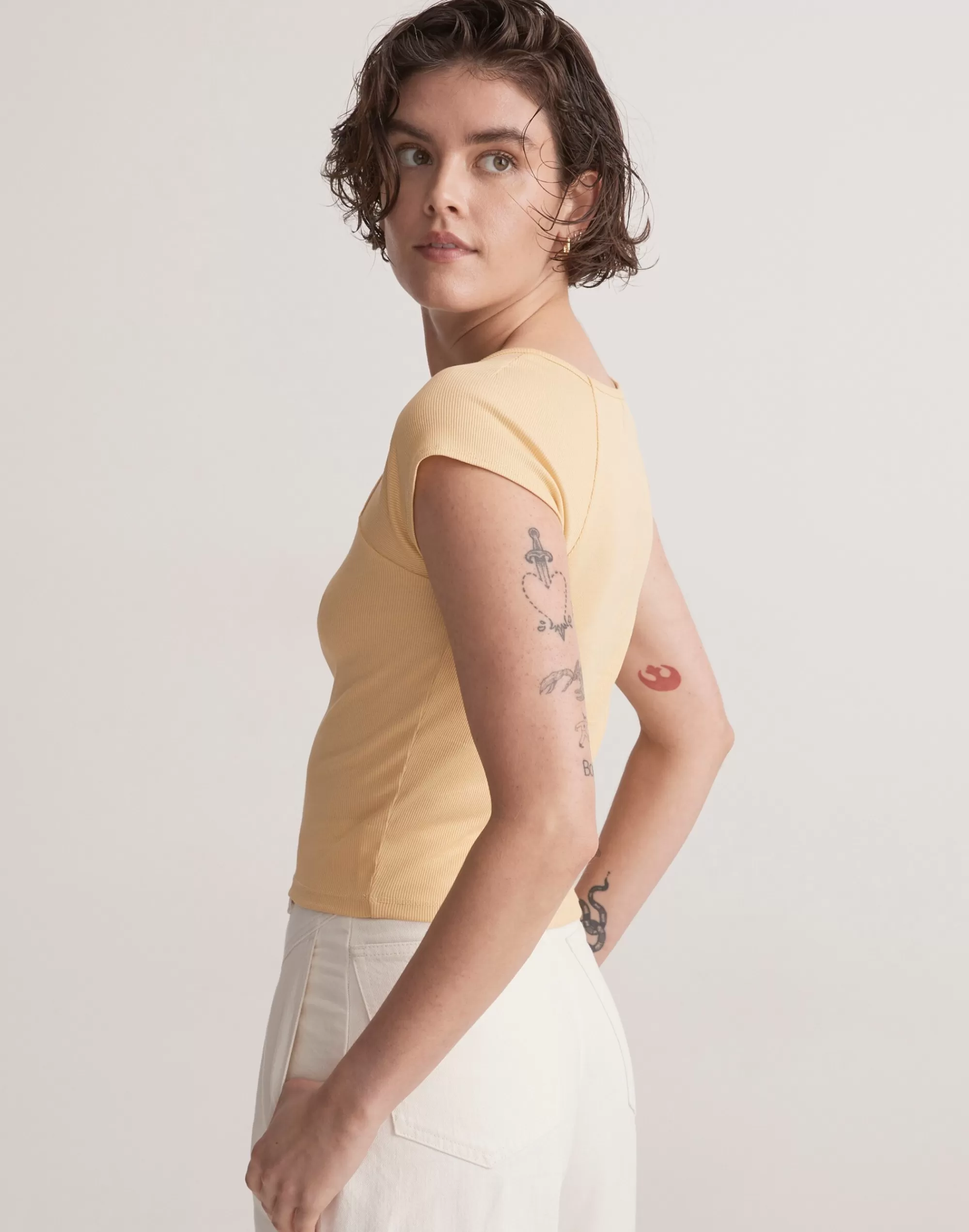 Madewell Tees>Brightside Square-Neck Tee Chamomile