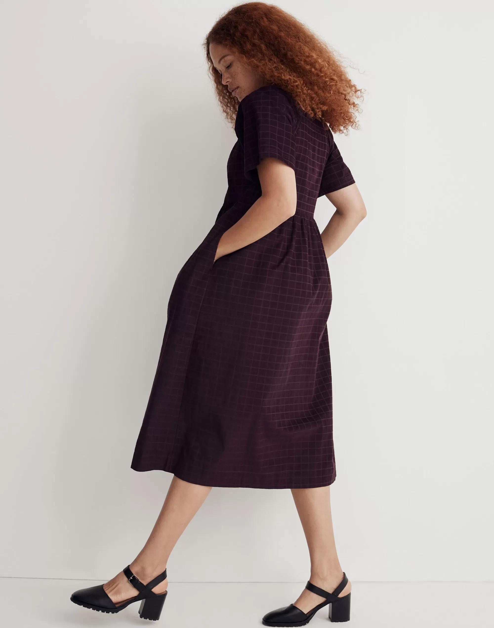 Madewell Dresses>Corduroy Square-Neck Midi Dress In Windowpane True Aubergine