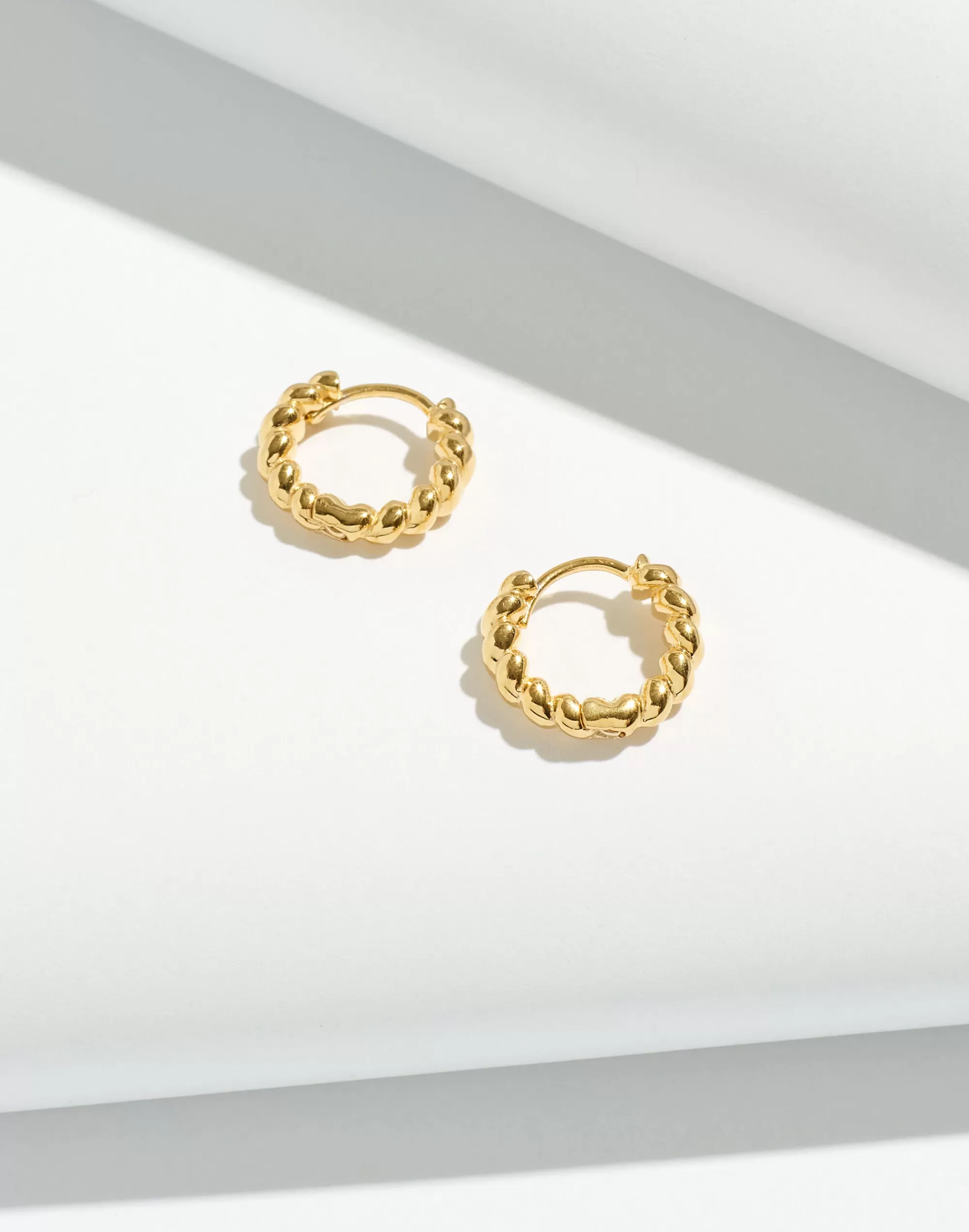 Madewell Earrings>Delicate Collection Demi-Fine 14K Plated Puffed Huggie Hoop Earrings 14K Gold