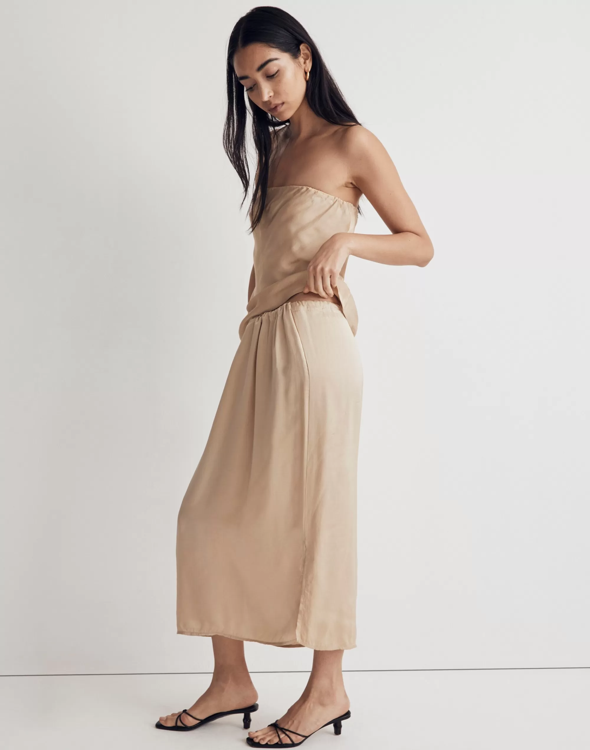 Madewell Skirts>Donni Charmeuse Cinch Maxi Skirt Sand