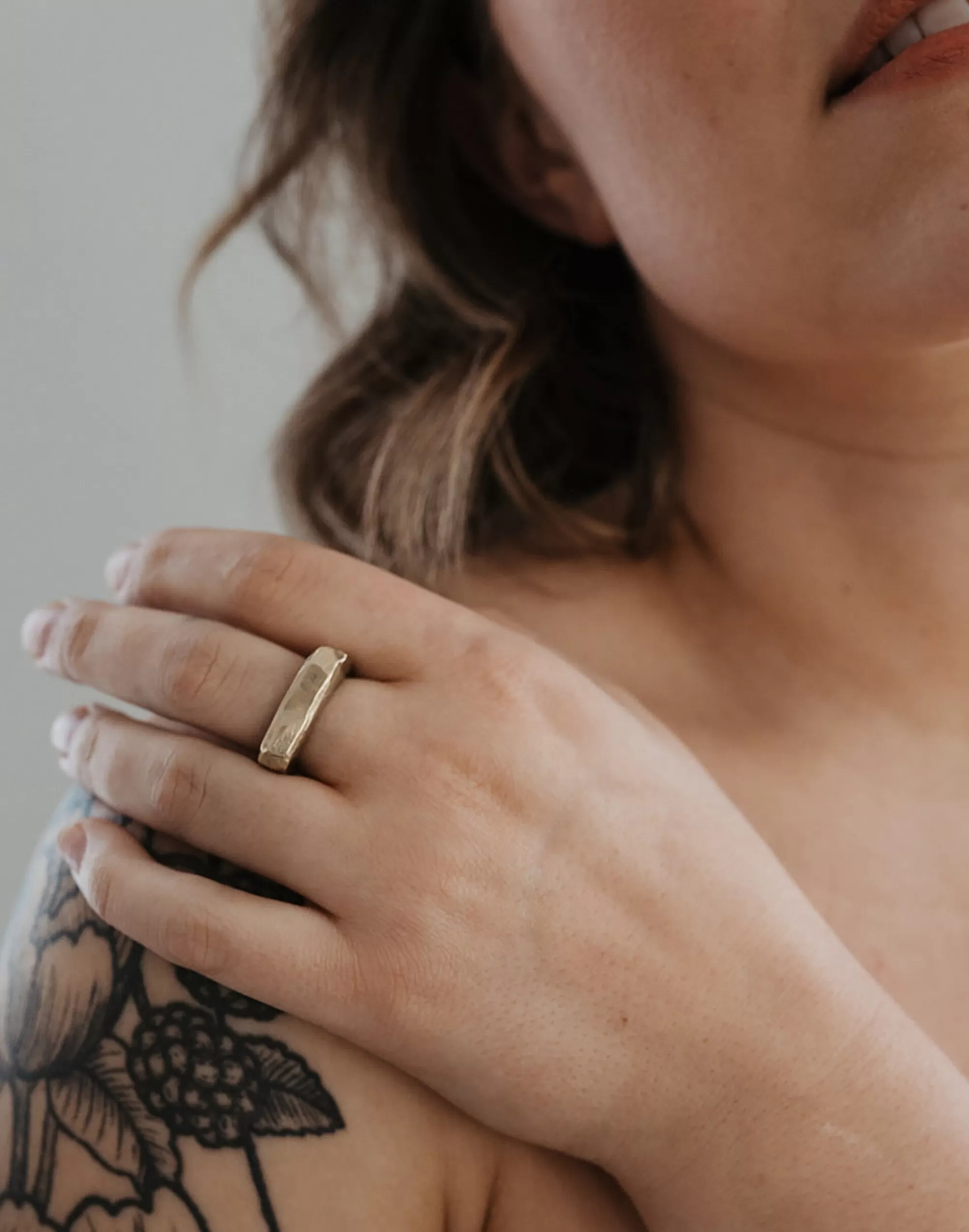 Madewell Rings>Firstborn Jewelry Slant Signet Ring Gold