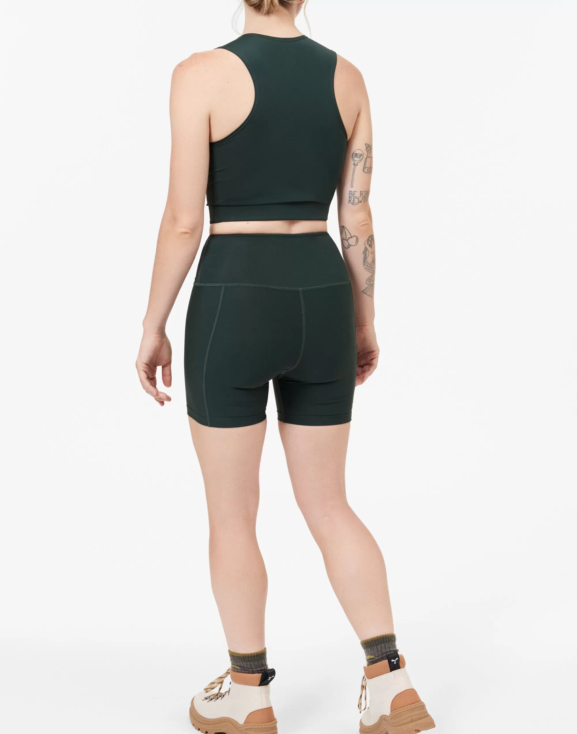 Madewell Activewear>Hikerkind Base Shorts_01 - Base Layer Hiking Shorts Dark Green