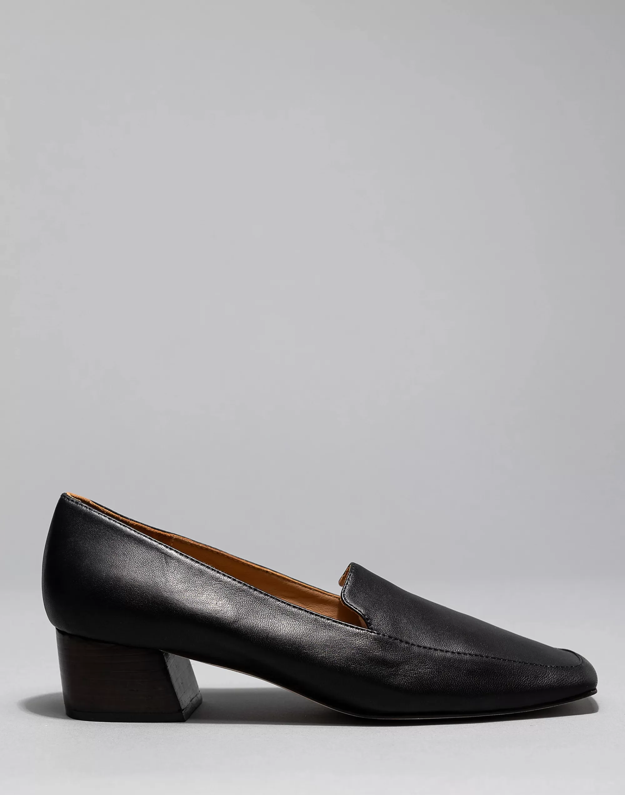 Madewell Flats>Huma Blanco Charlie Heeled Loafers Coal