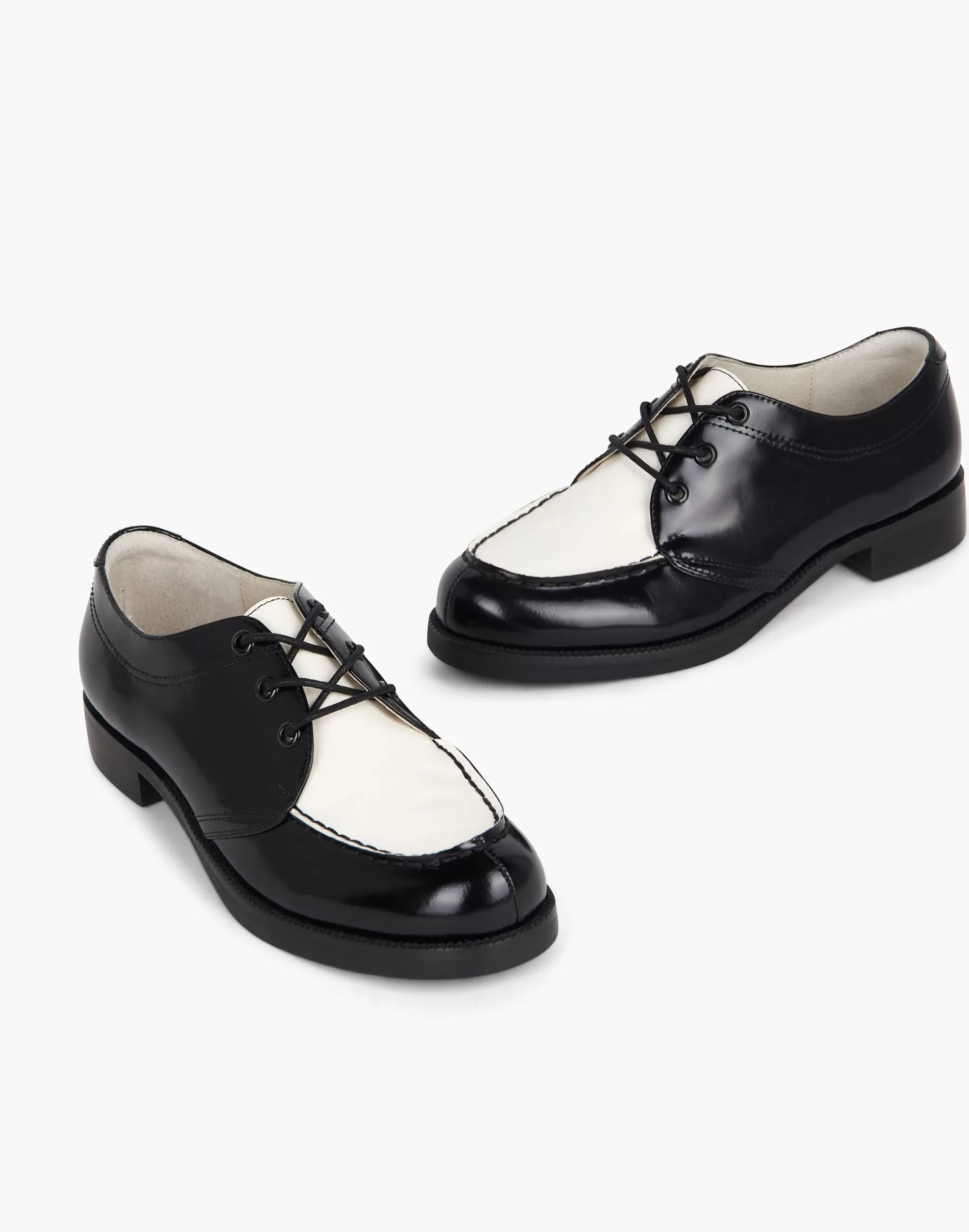 Madewell Flats>Intentionally Blank Laces Oxford Black White