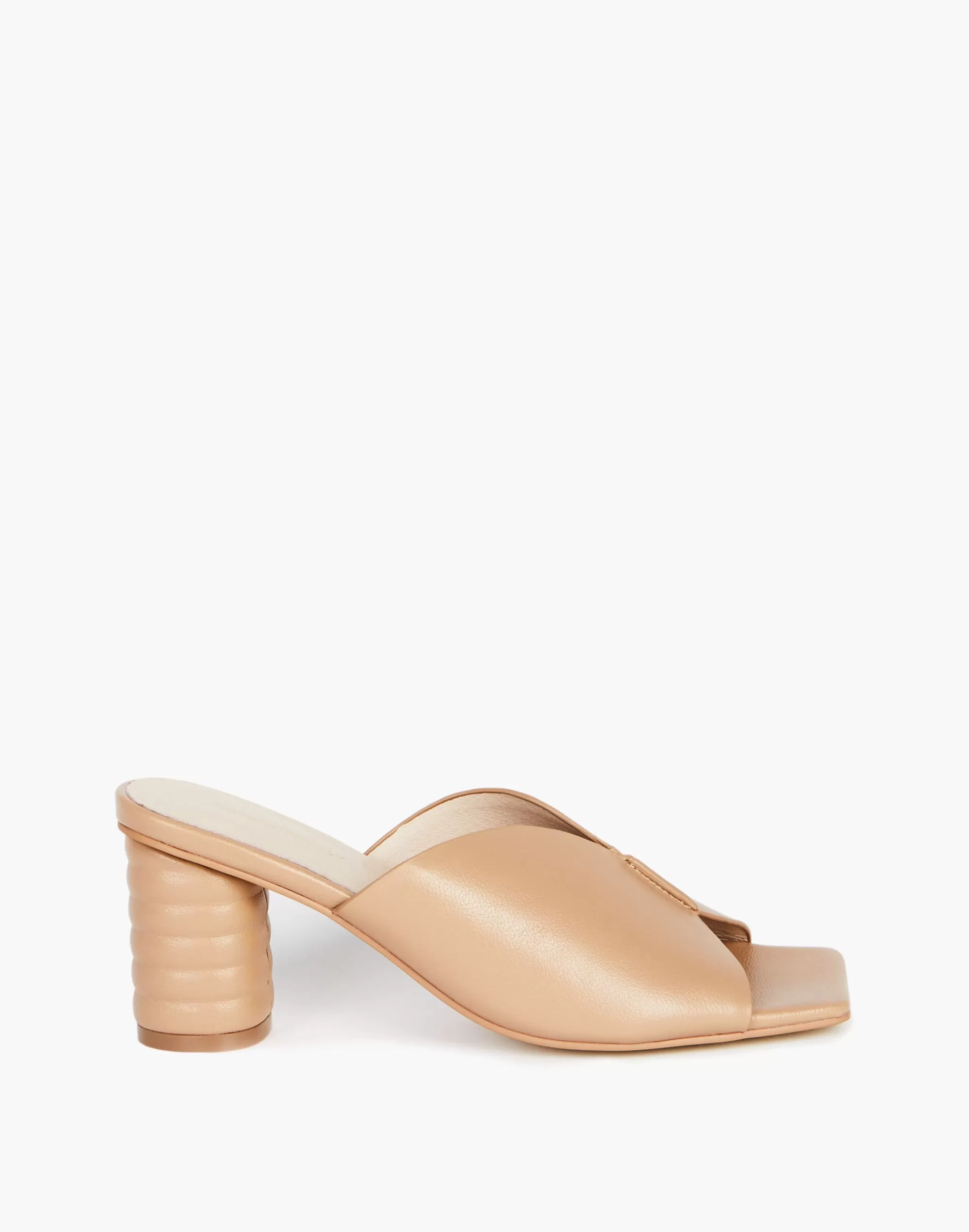 Madewell Heels>Intentionally Blank Leather Kamika Mules In Clay Nude