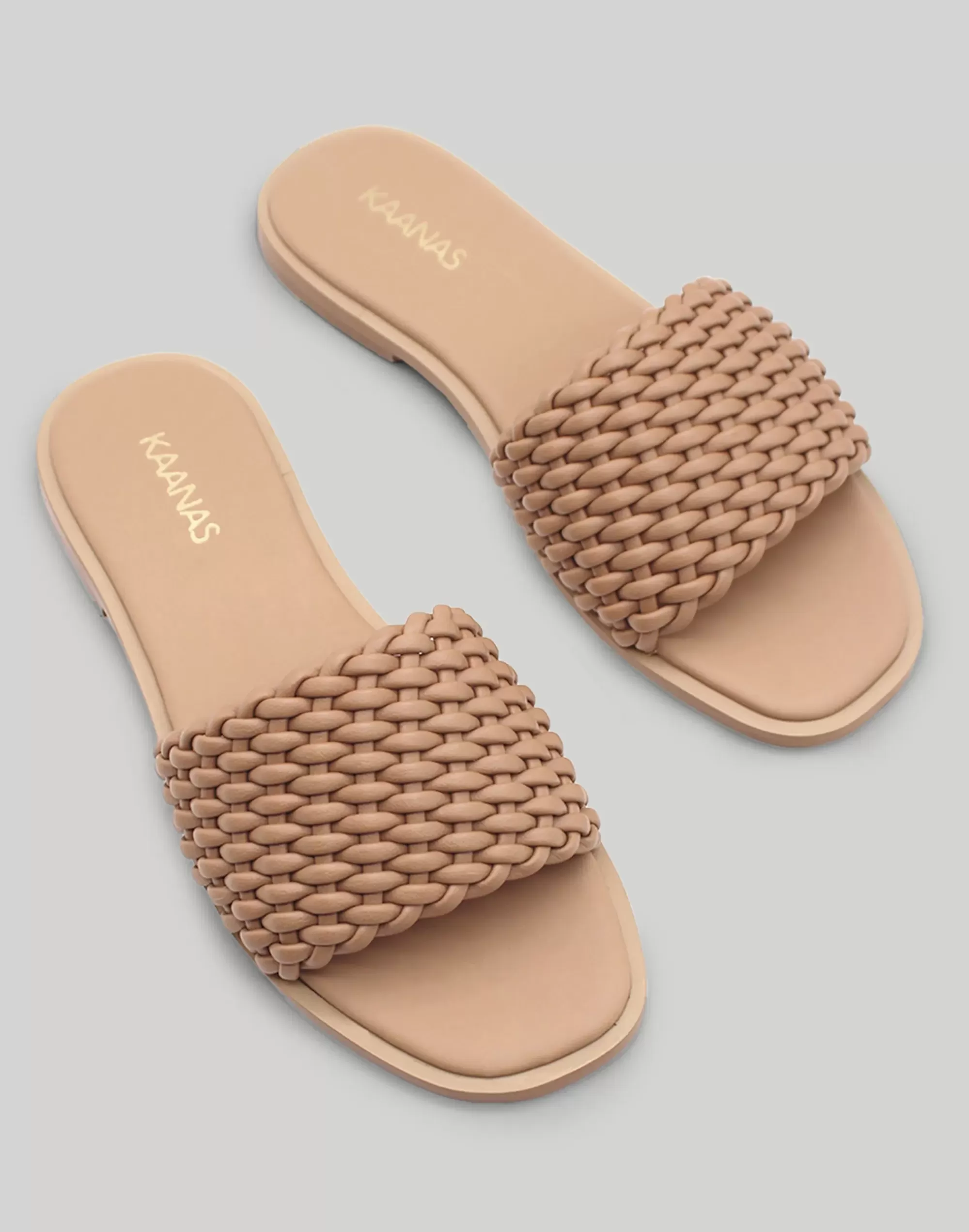 Madewell Sandals>Kaanas Avellana Basketweave Slide Almond