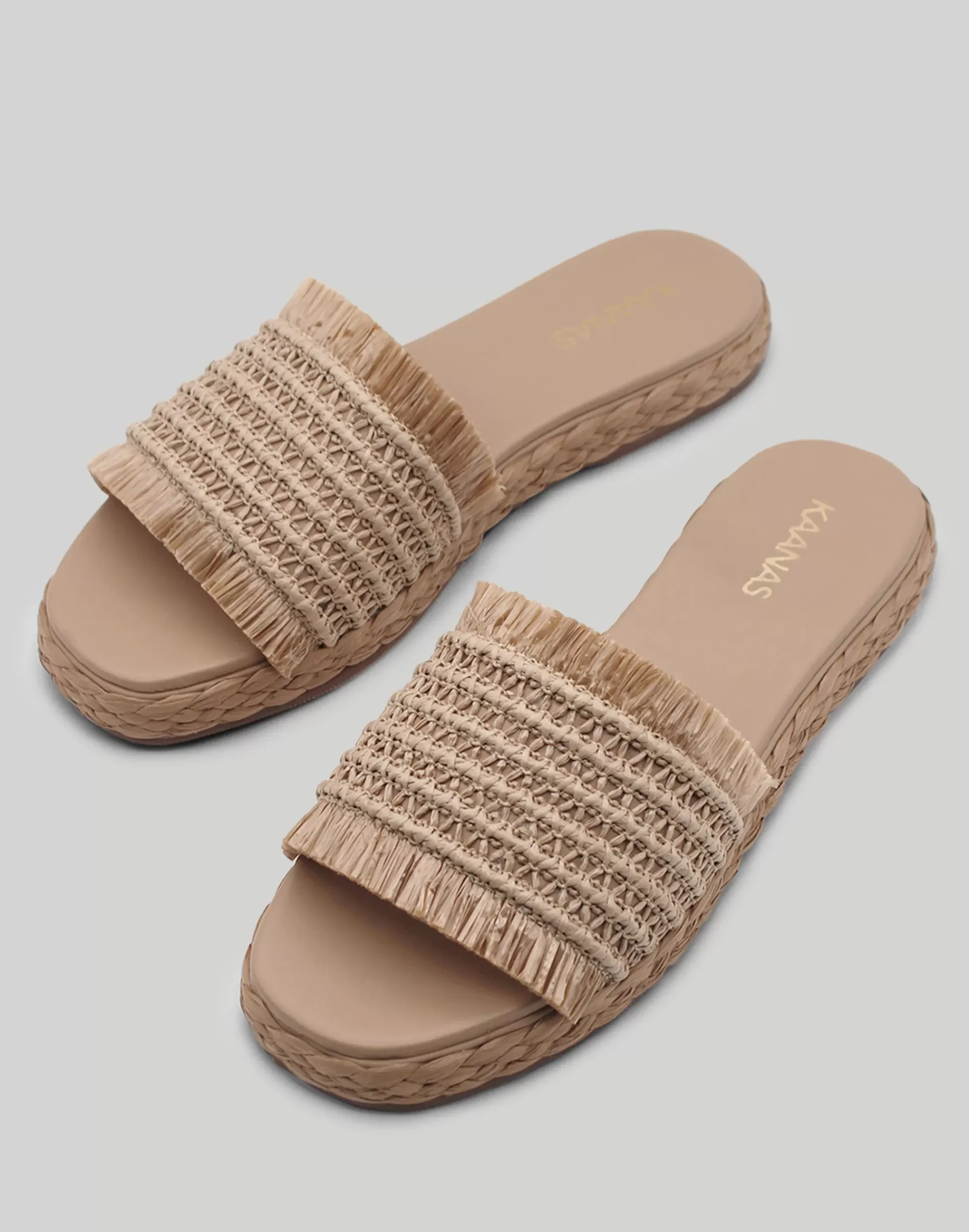 Madewell Sandals>Kaanas Conchal Frayed Raffia Flatform Slide Natural