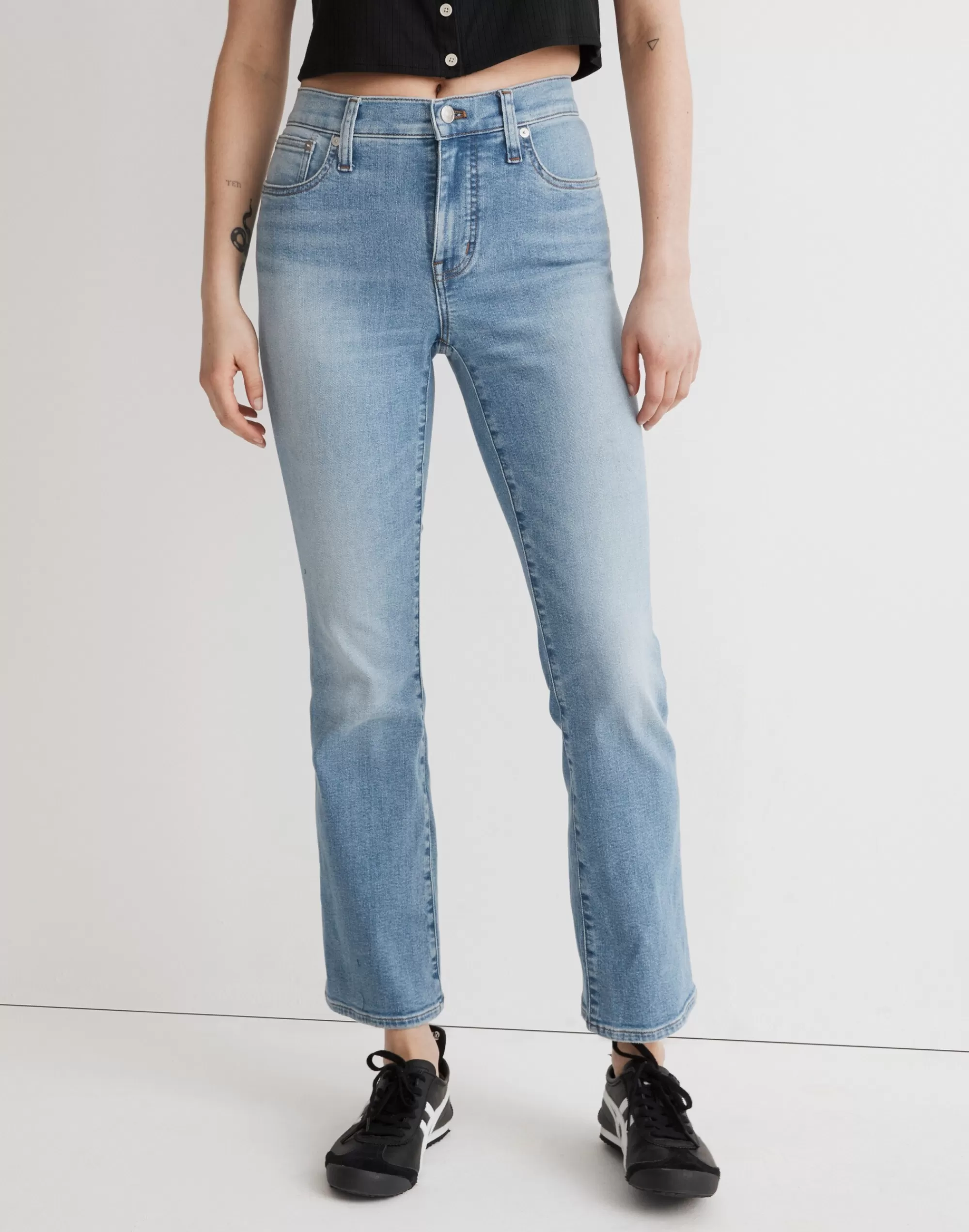 Madewell Jeans>Kick Out Crop Jeans In Carey Wash