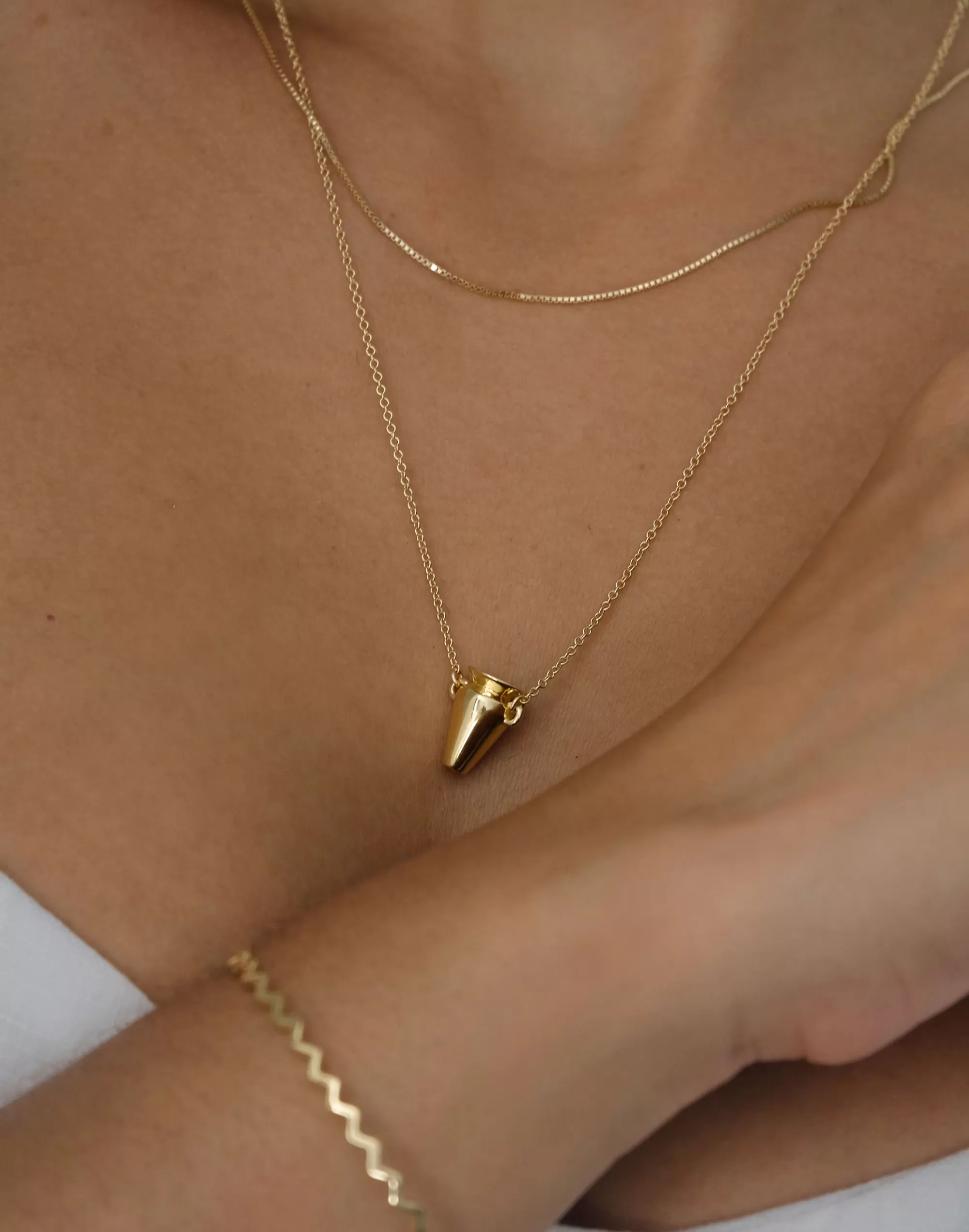 Madewell Necklaces>Muns Casa Vase Necklace Gold