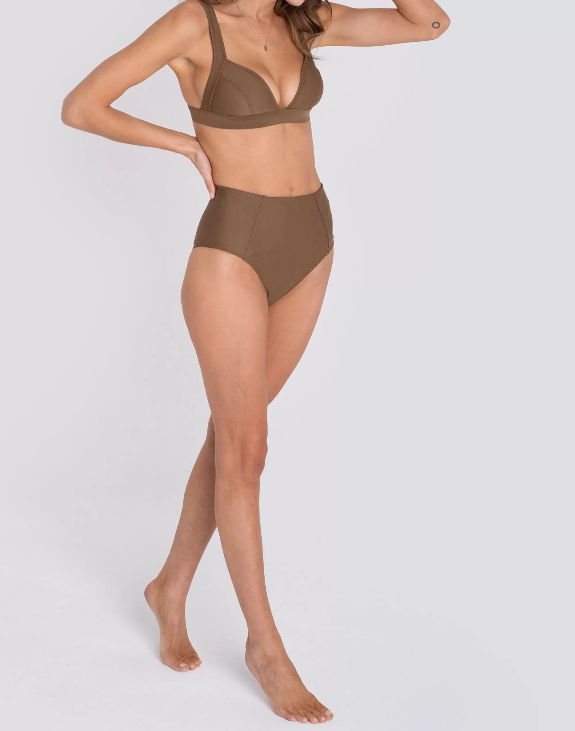 Madewell Swim>Neeve Contour Bikini Top Brown