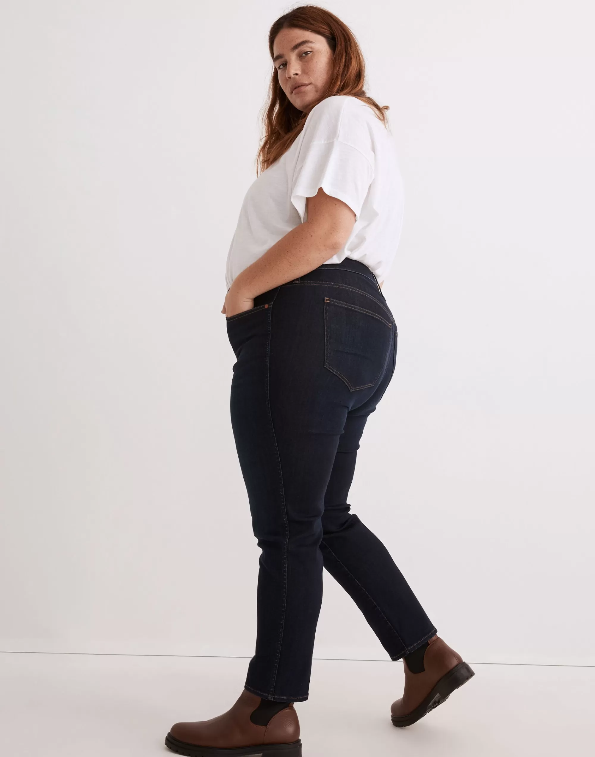 Madewell Straight-Leg Jeans>Plus Curvy Stovepipe Jeans In Dahill Wash