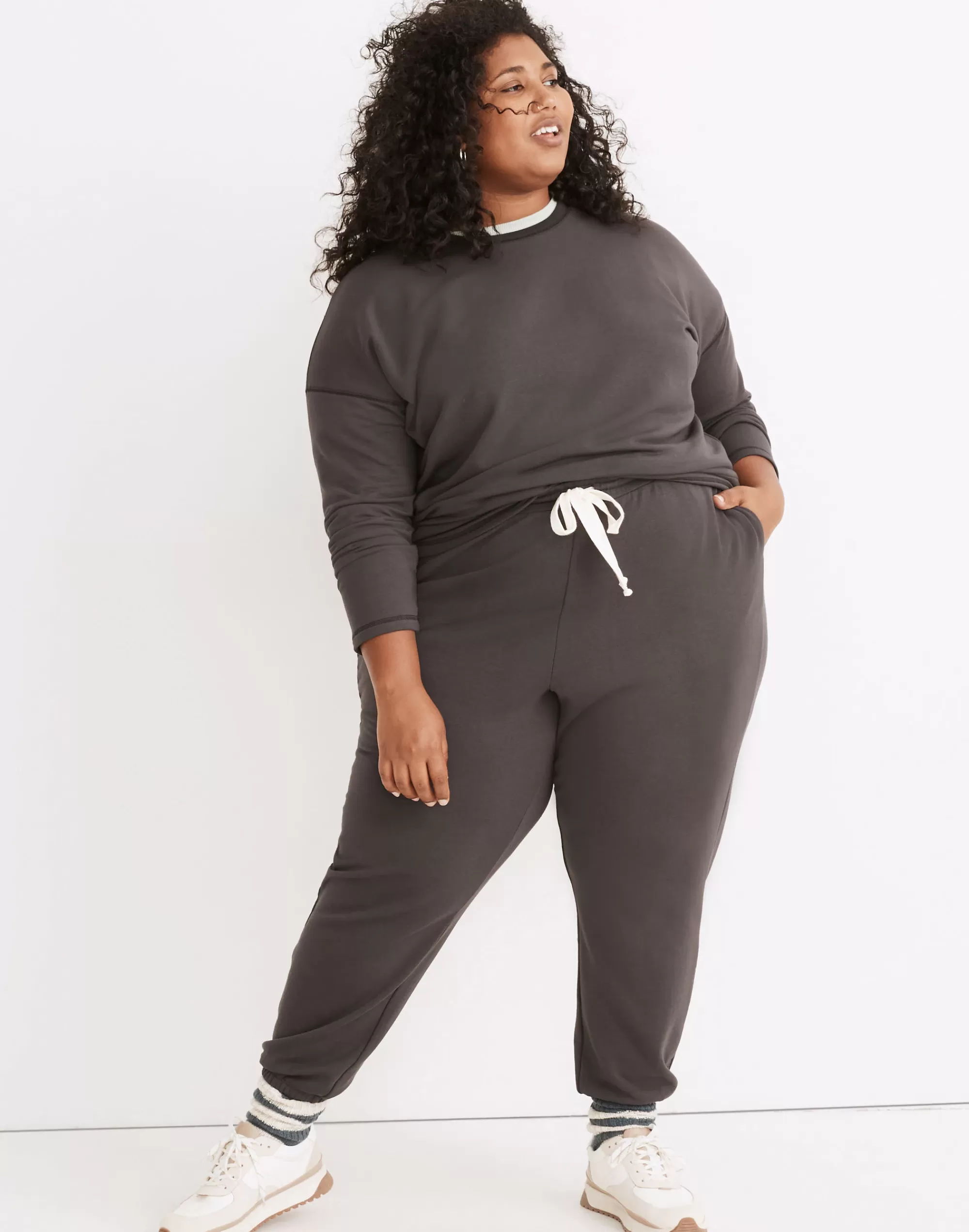 Madewell Sweatshirts & Sweatpants>Plus Mwl Superbrushed Easygoing Sweatshirt Black Coal