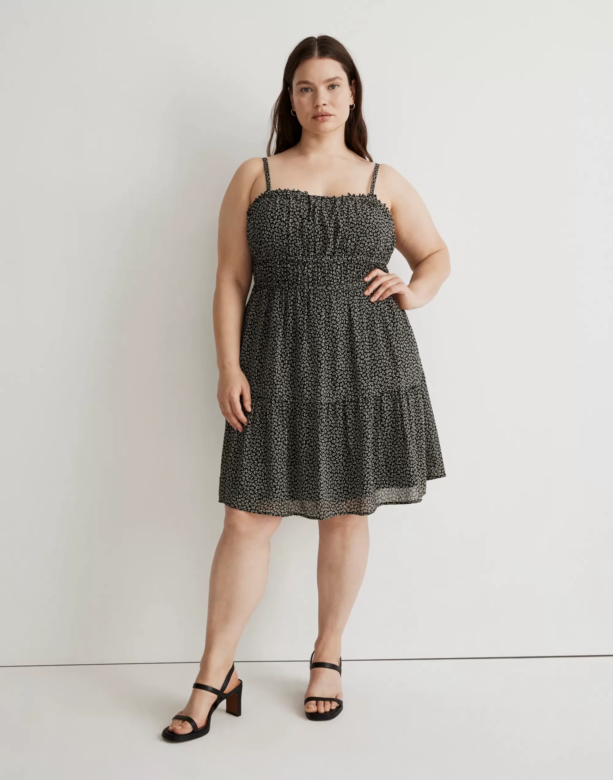 Madewell Dresses>Plus Sophia Cami Tiered Mini Dress In Micro Daisy True Black