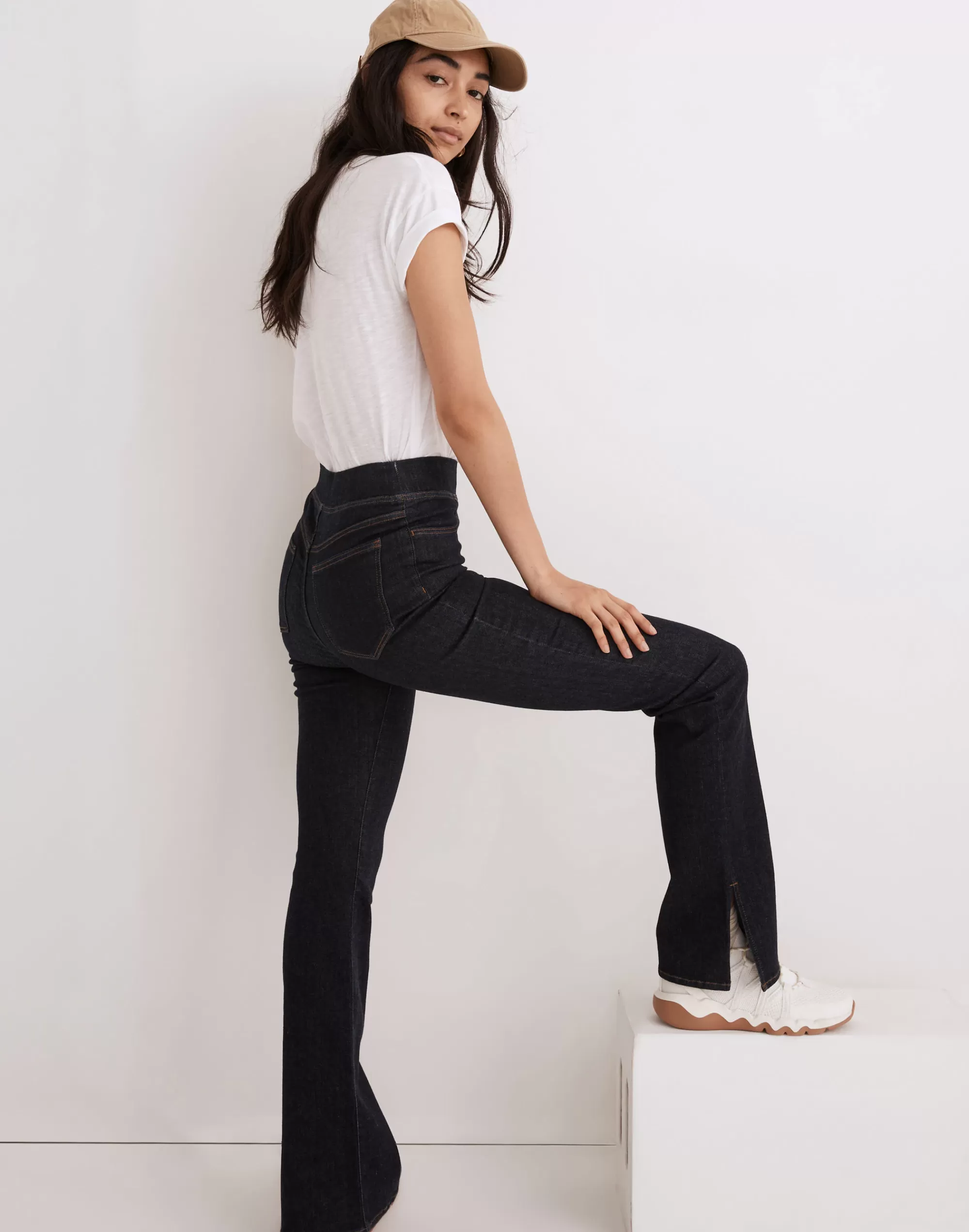 Madewell Flare Jeans>Pull-On Skinny Flare Jeans In Havenley Wash