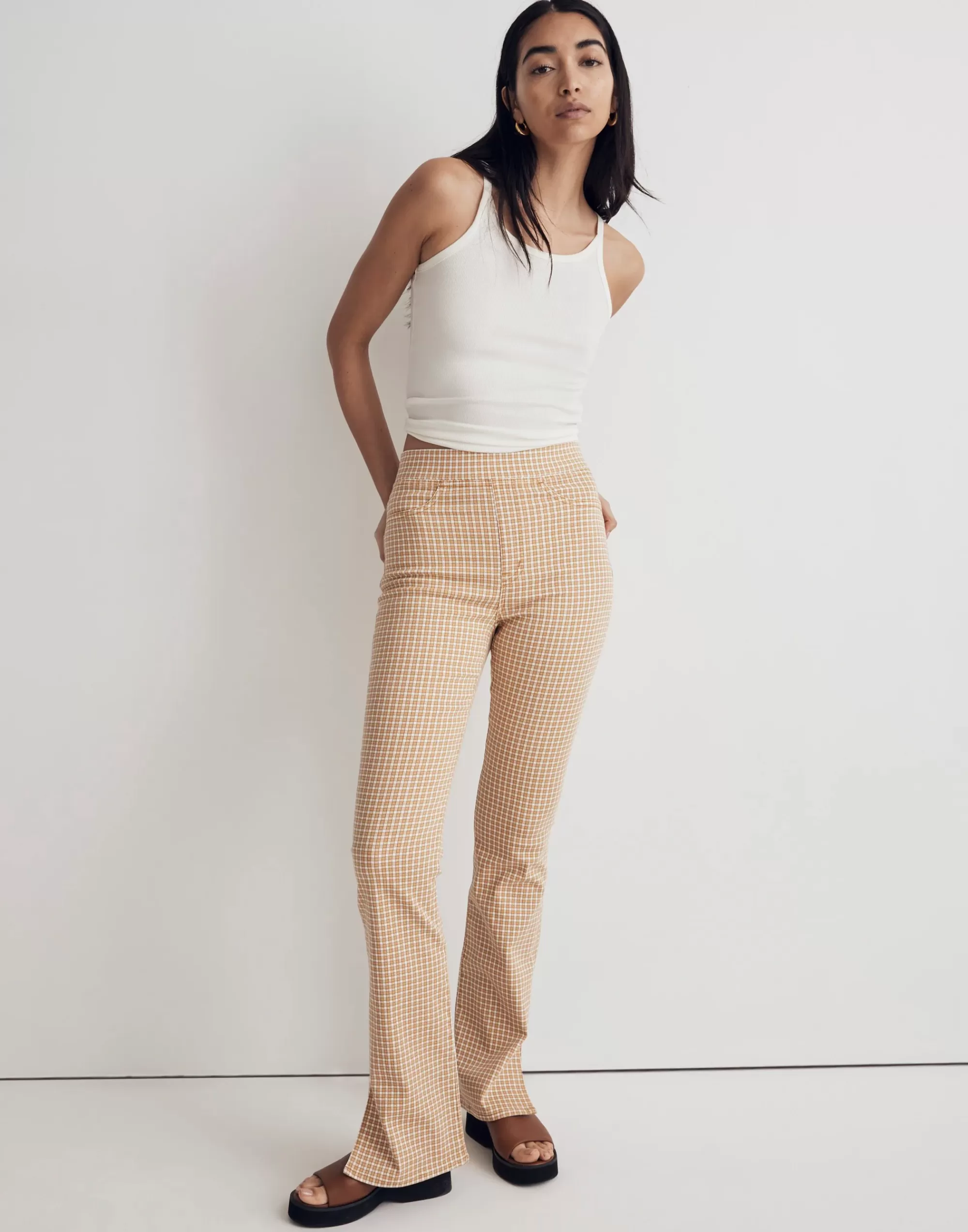 Madewell Flare Jeans>Pull-On Skinny Flare Jeans In Mini Check Autumn Gold