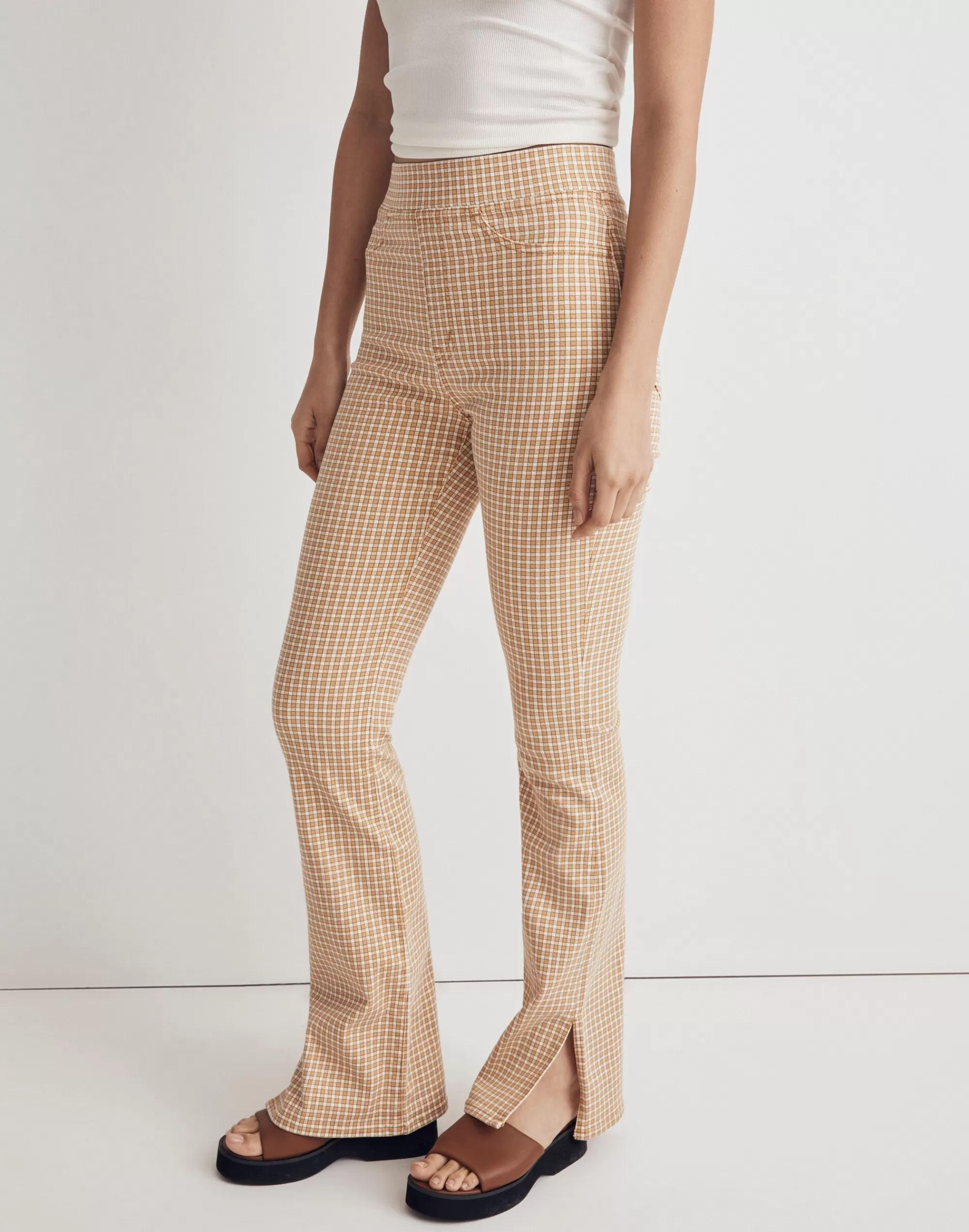 Madewell Flare Jeans>Pull-On Skinny Flare Jeans In Mini Check Autumn Gold