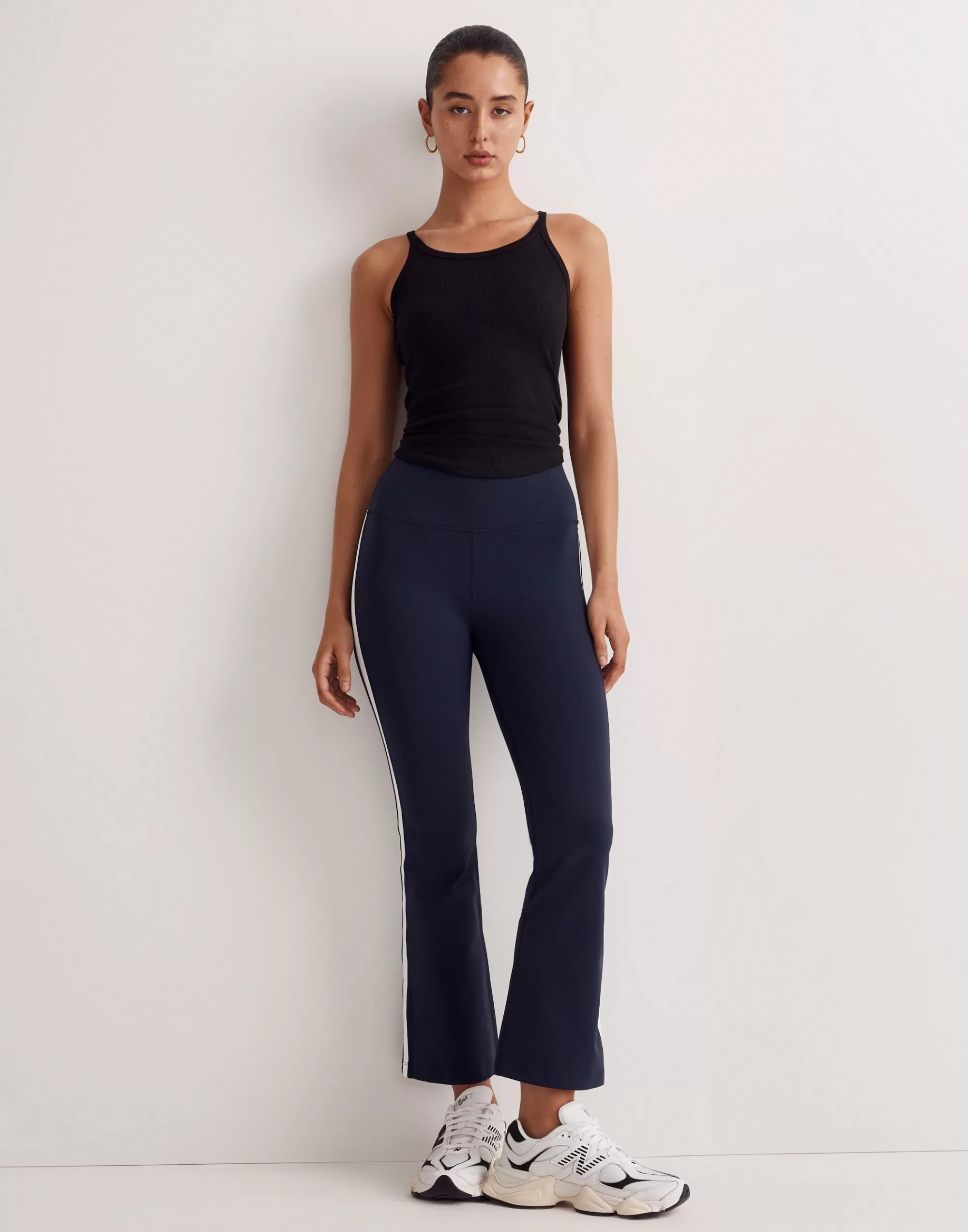 Madewell Activewear>Raquel High-Waist Flared Legging Indigo And White