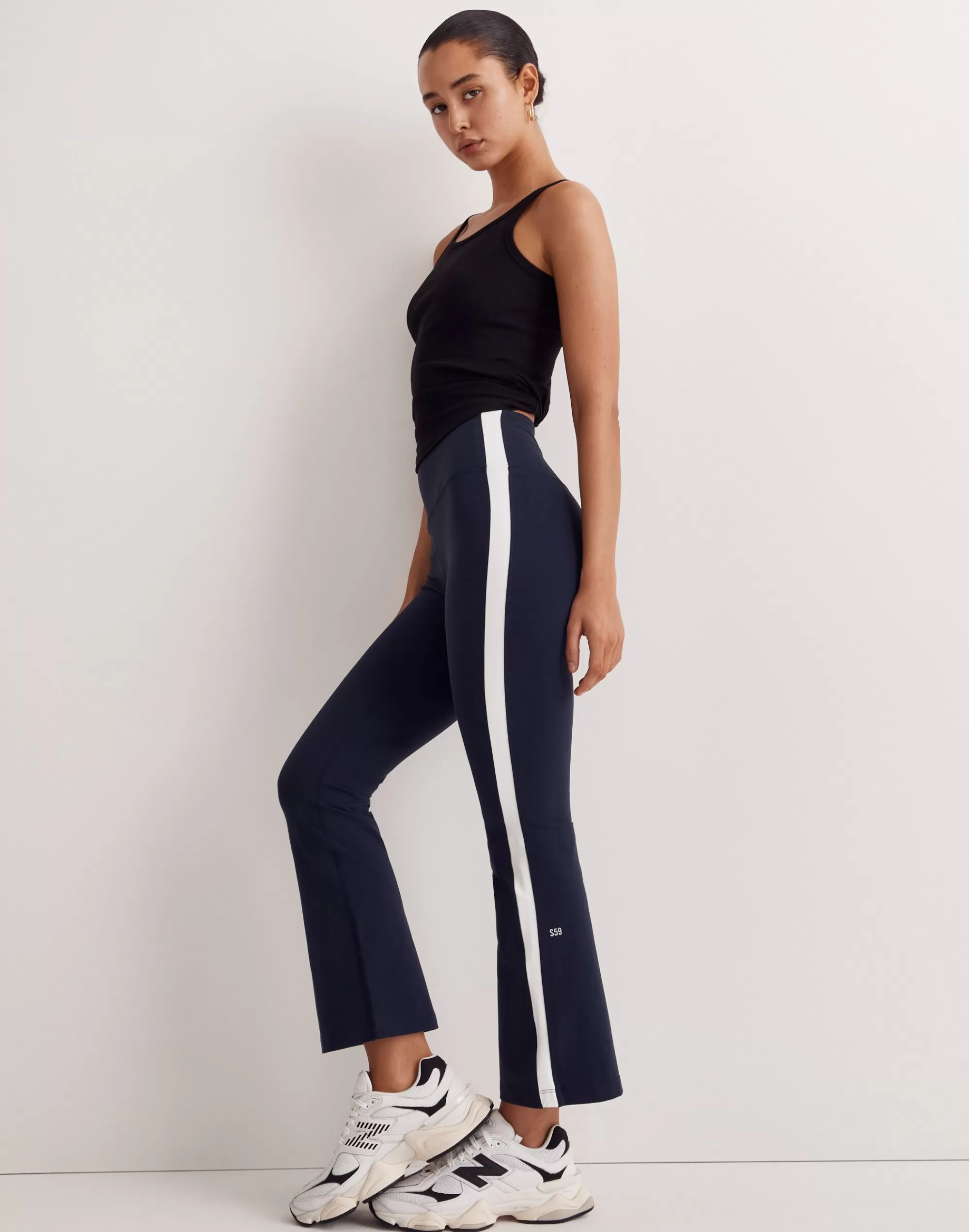 Madewell Activewear>Raquel High-Waist Flared Legging Indigo And White