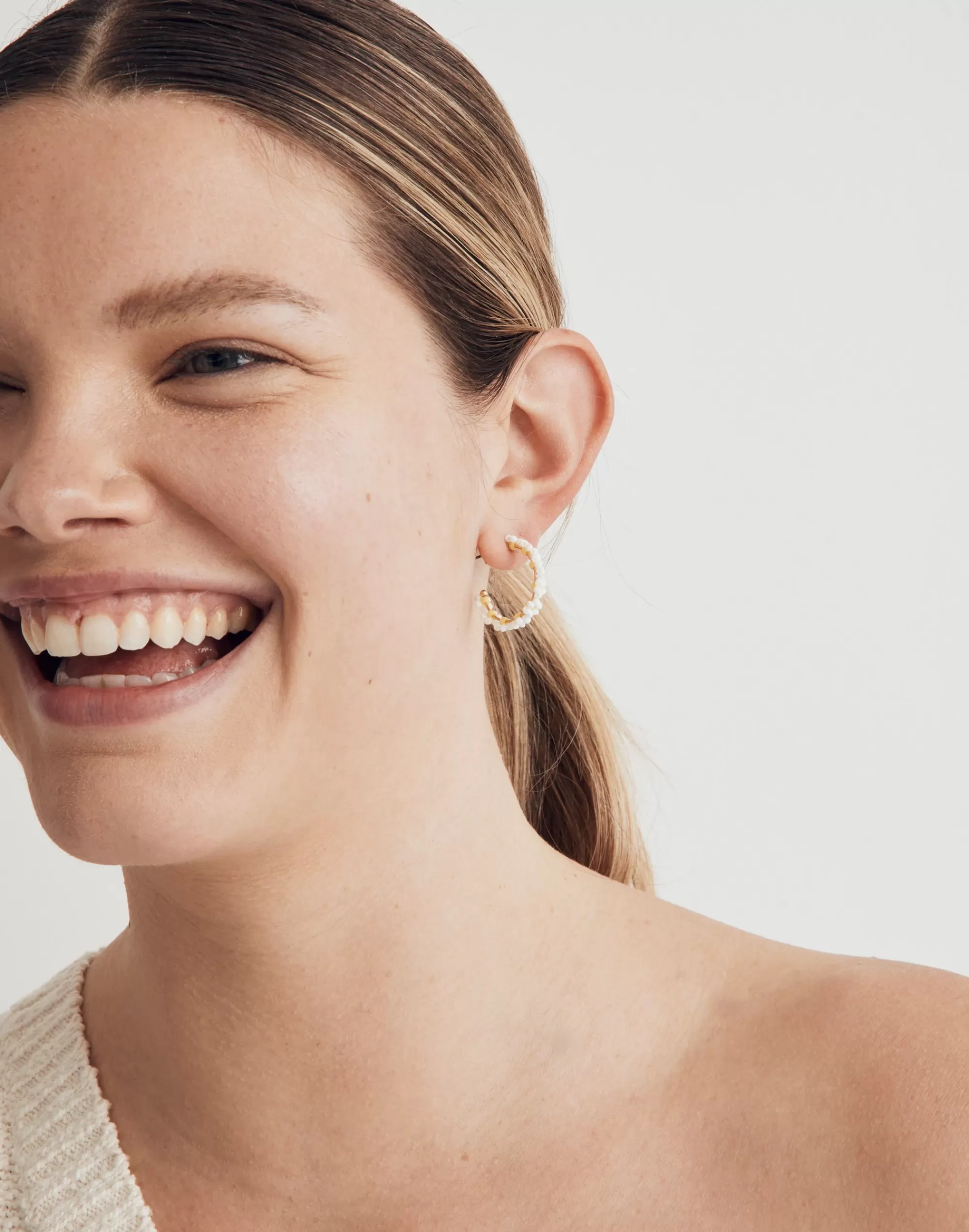 Madewell Earrings>Seed Bead Daisy Hoop Earrings Lighthouse