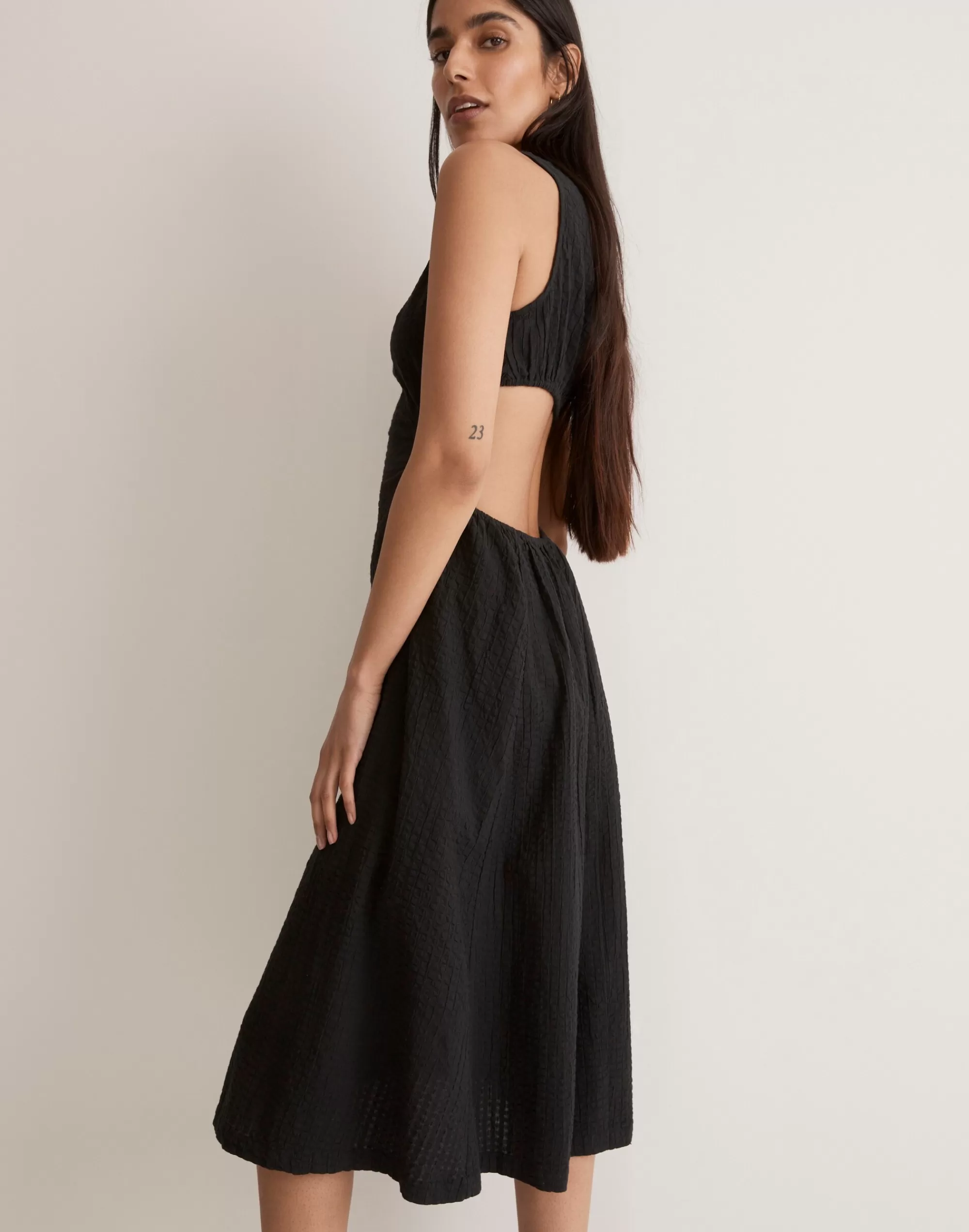 Madewell Dresses>Seersucker Cutout Midi Dress True Black