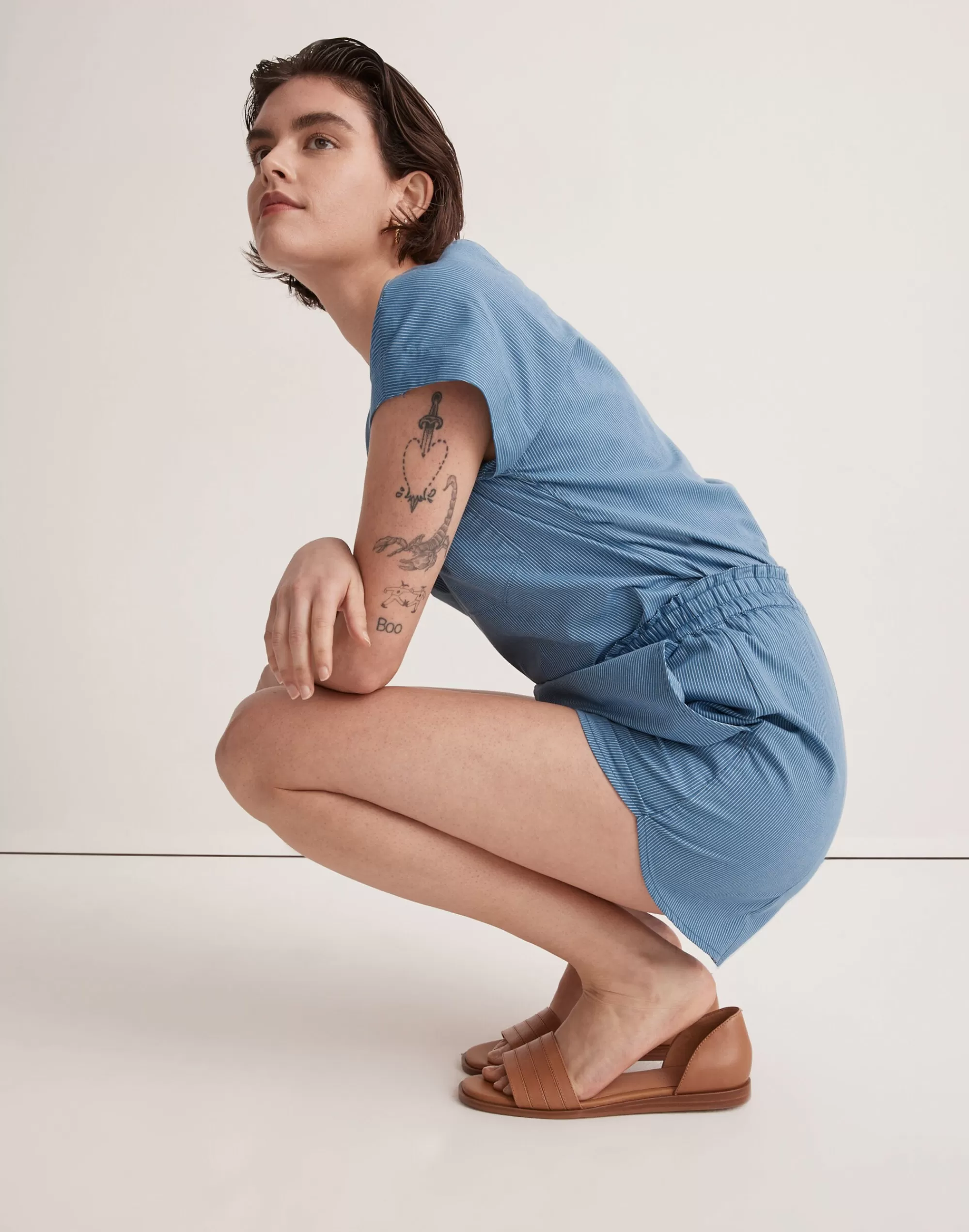 Madewell Shorts>Textural Pull-On Shorts In Pinstripe Cerulean Blue