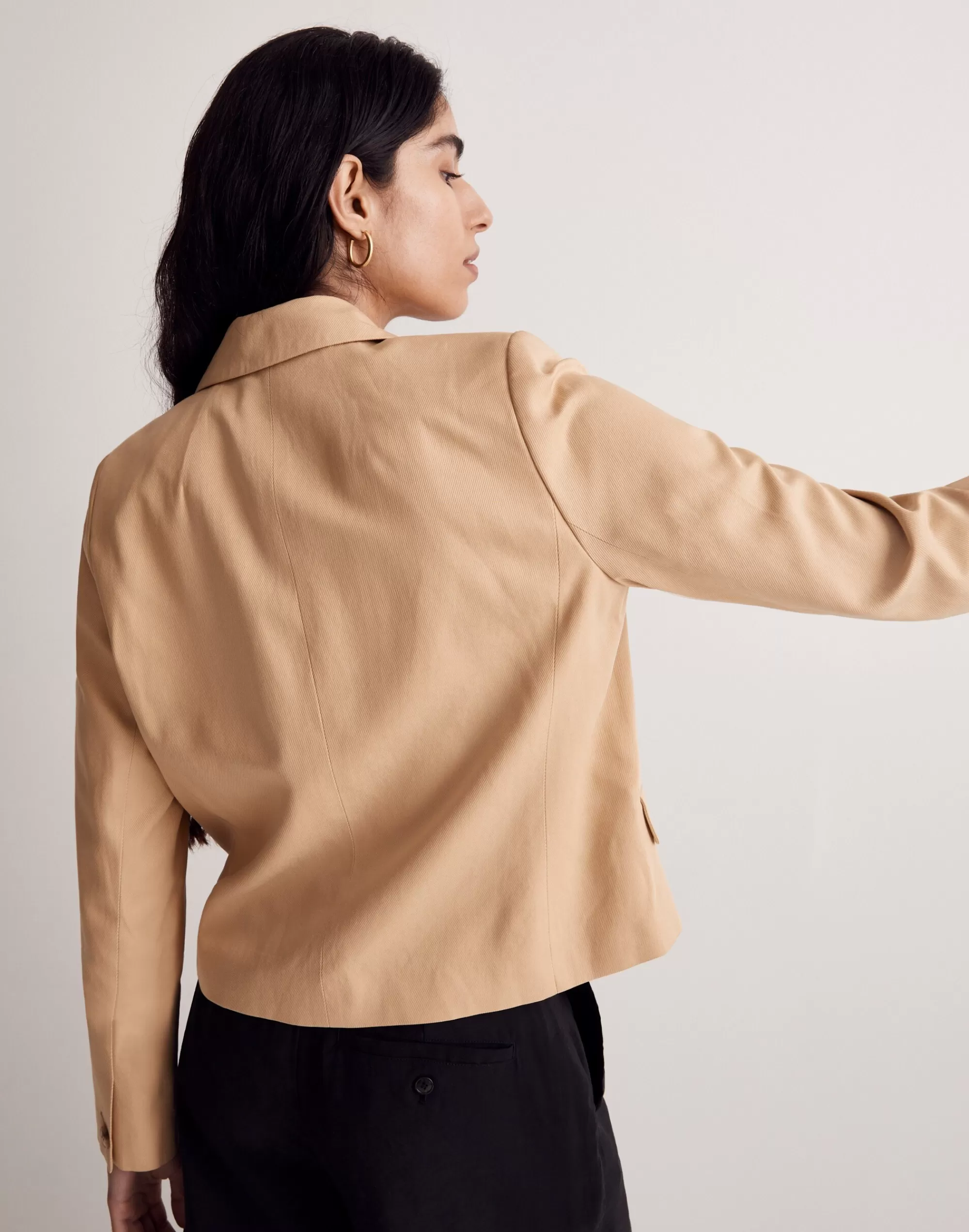 Madewell Jackets>The Caldwell Short Blazer In Drapeweave Desert Dune