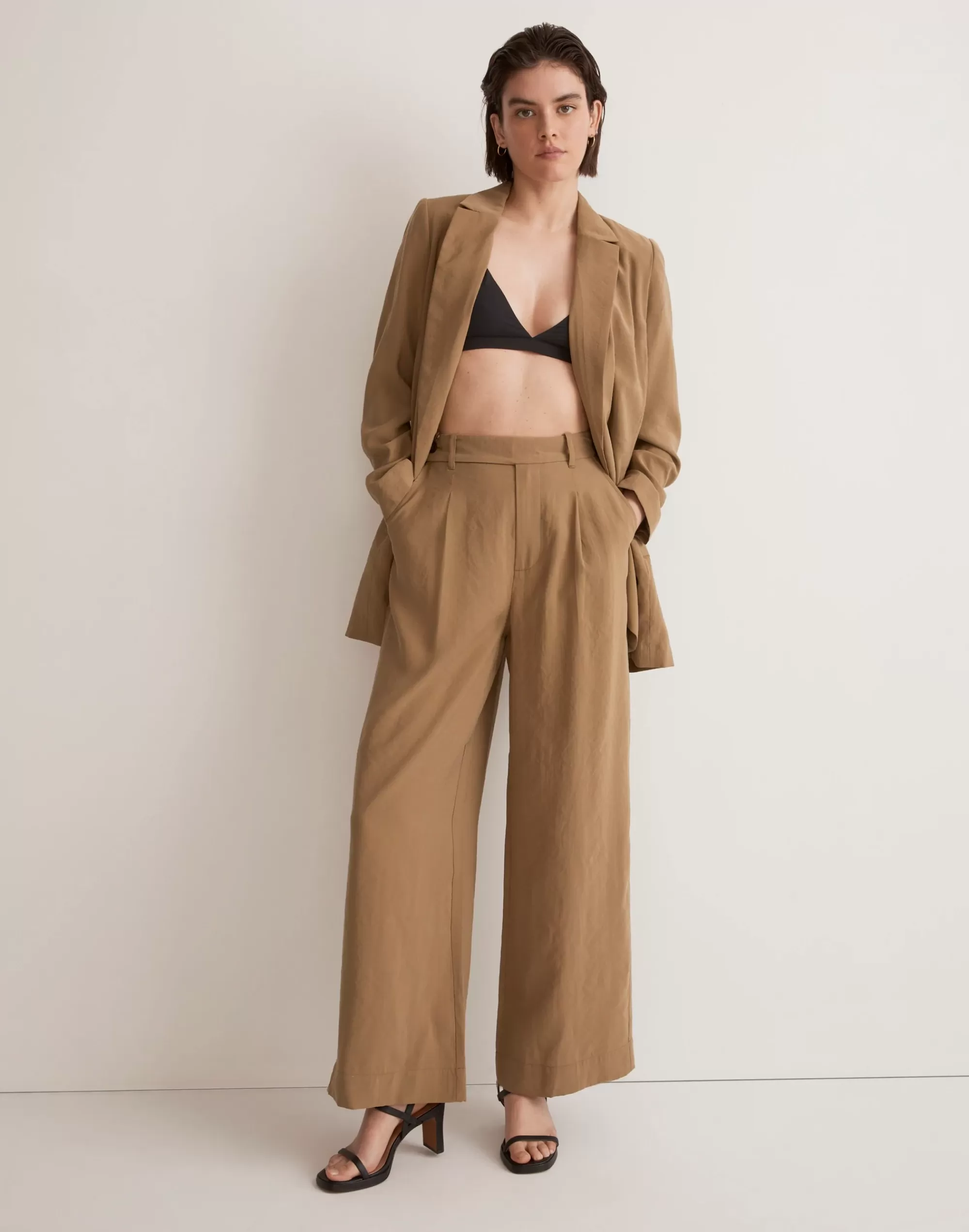 Madewell Suits>The Harlow Wide-Leg Ankle Pant In Softdrape Tawny Olive