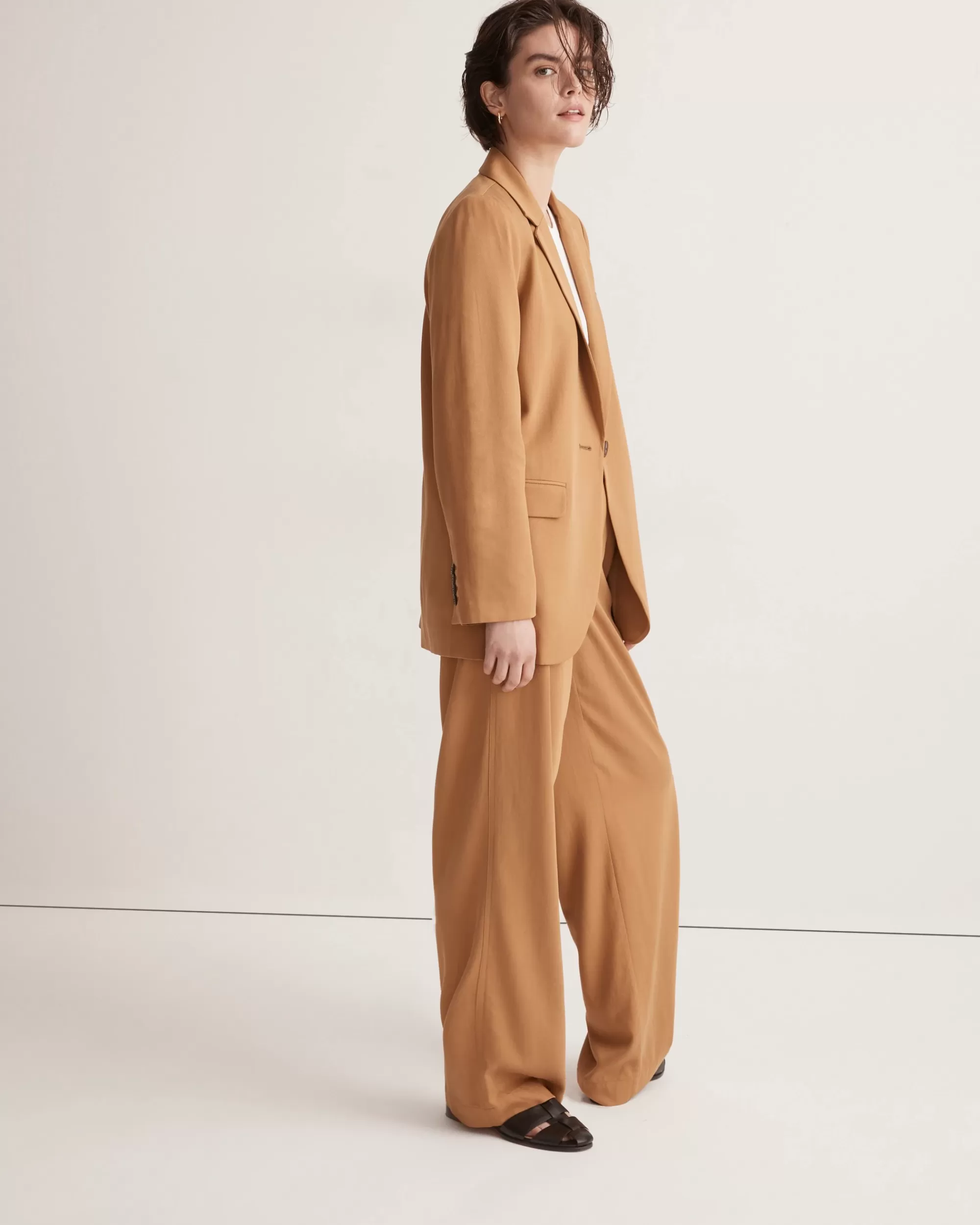 Madewell Suits>The Larsen Blazer In Drapeweave Toffee