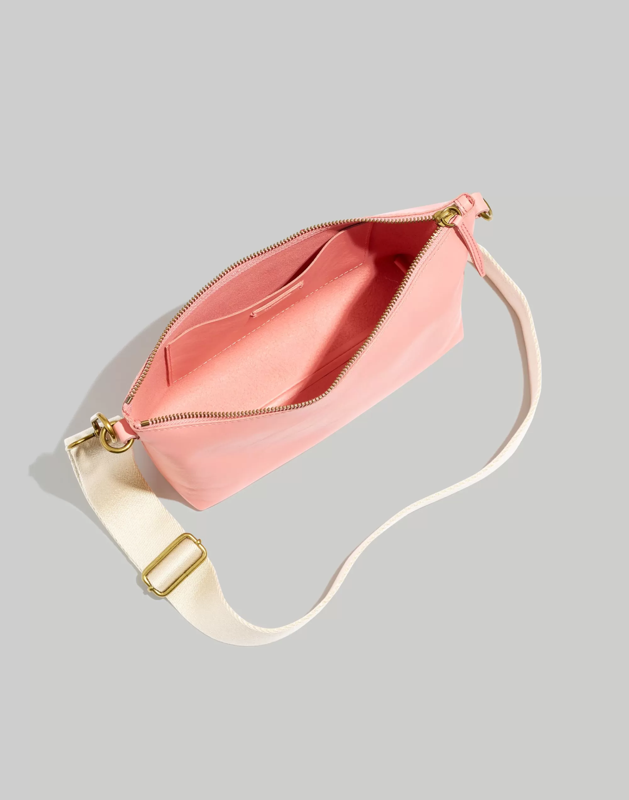 Madewell Crossbody Bags>The Leather Carabiner Crossbody Sling Bag Dried Blossom