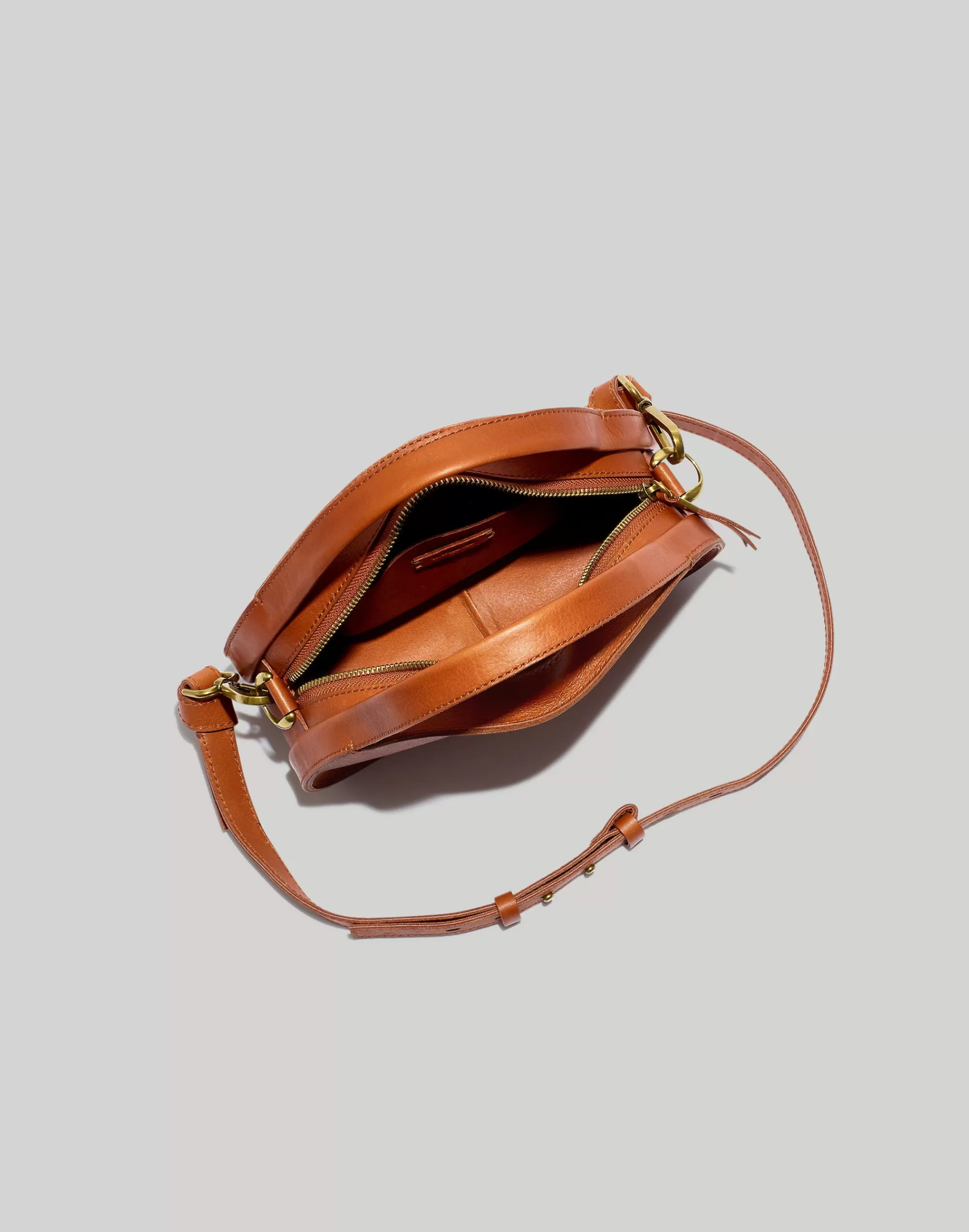 Madewell Bags>The Sydney Zip-Top Crossbody Bag Burnished Caramel