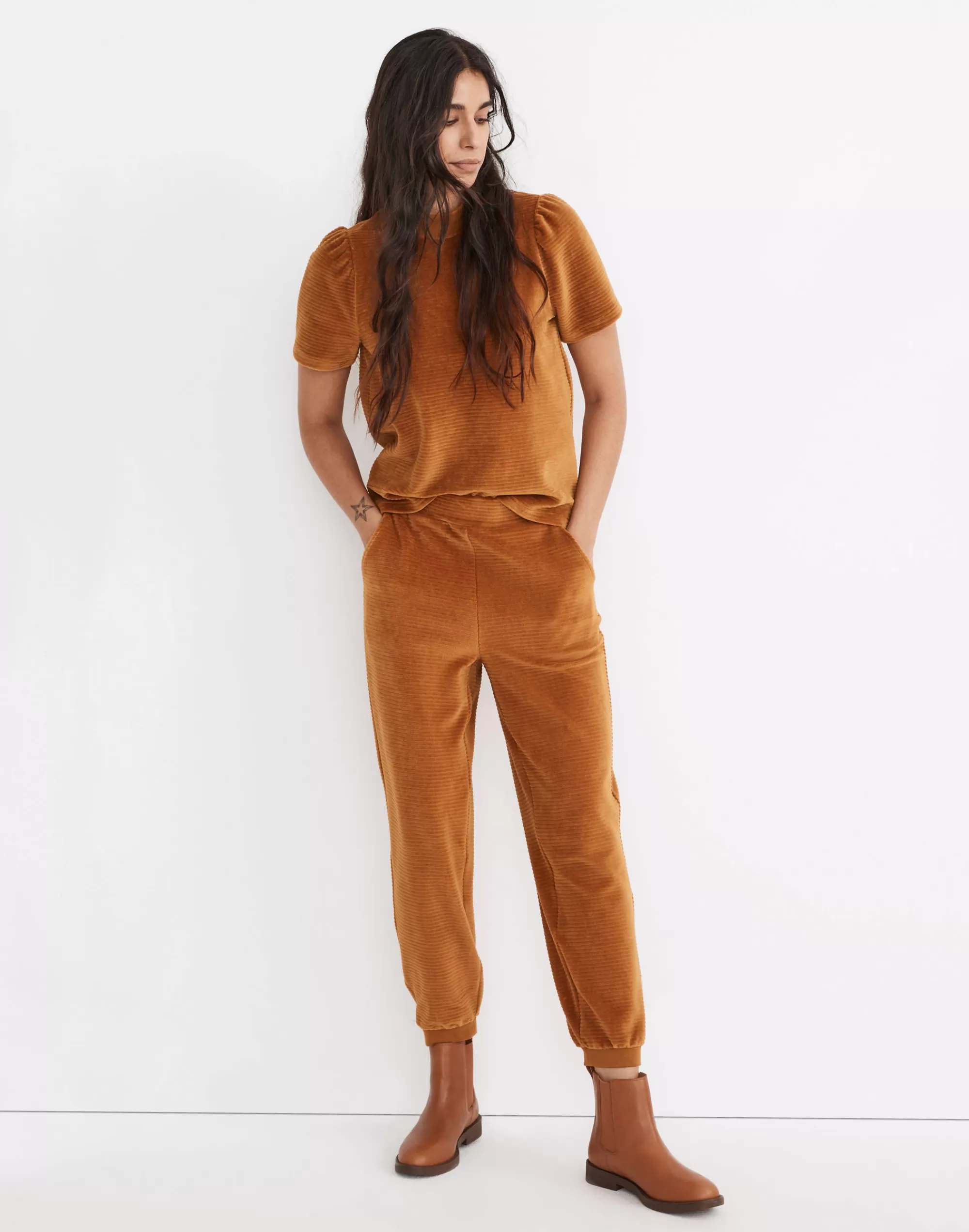 Madewell Pants>Velour Corduroy Relaxed Sweatpants Acorn