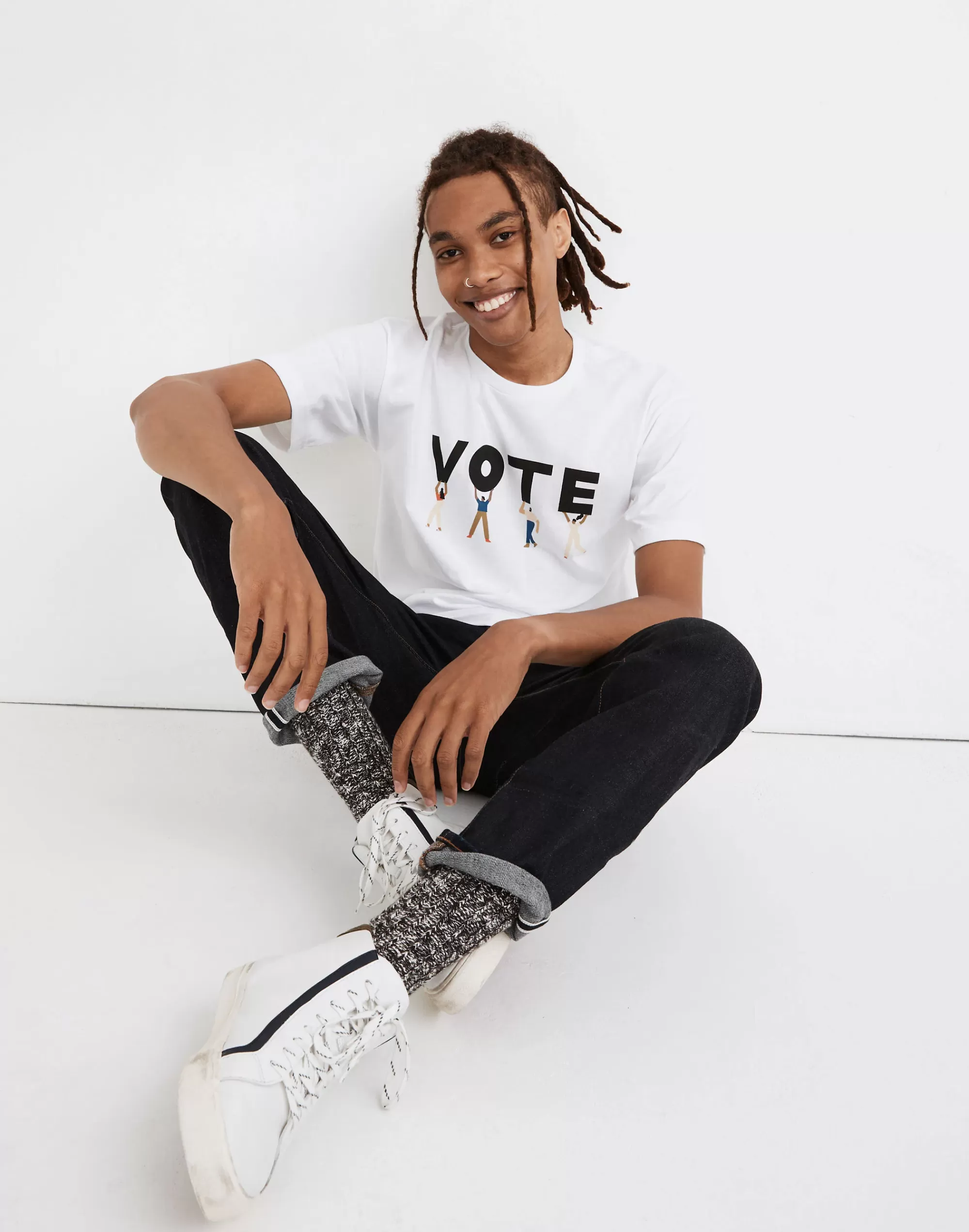 Madewell Tees>Women's Vote Graphic Unisex Tee | Lighthouse