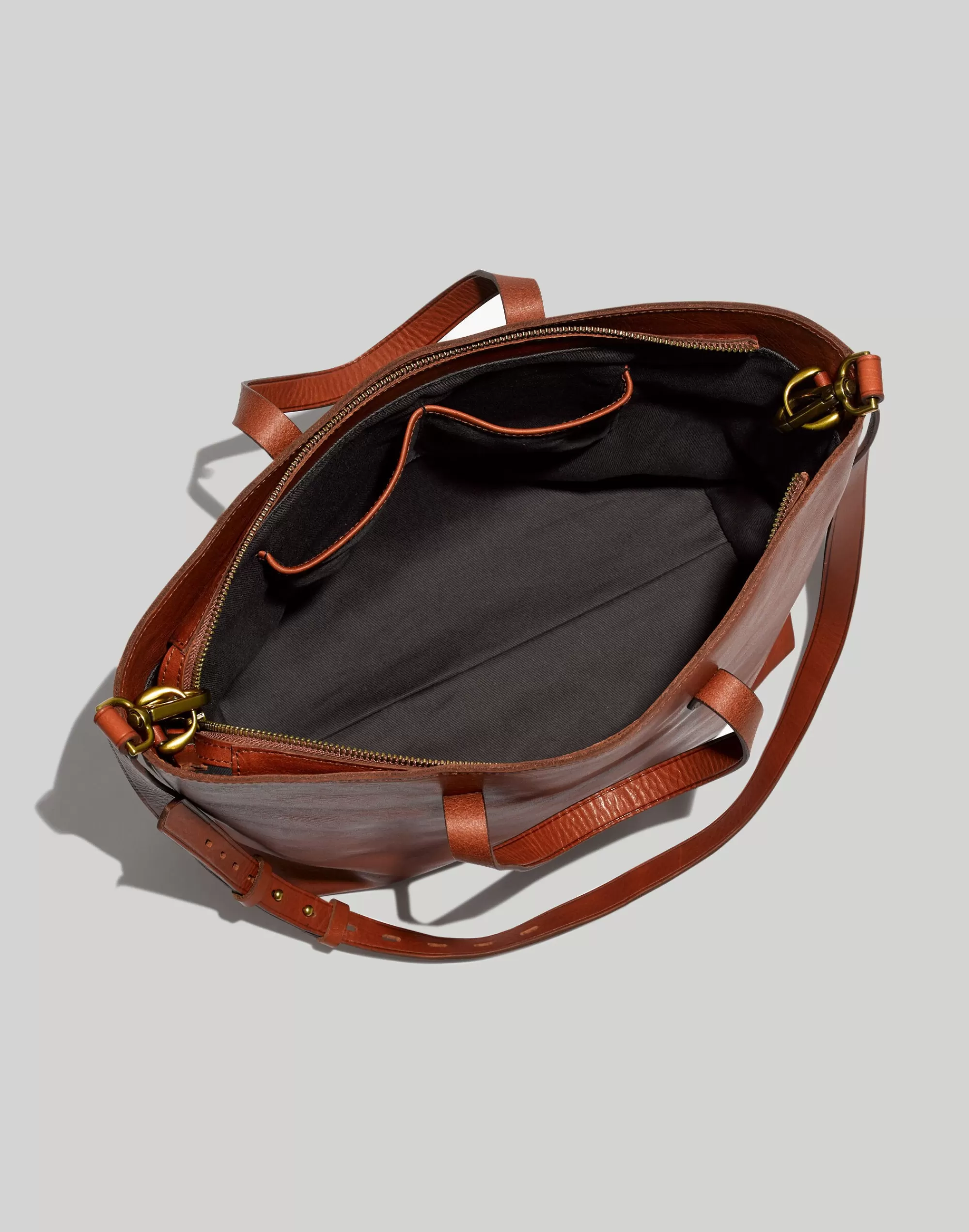 Madewell Totes>Women's Zip-Top Transport Carryall | English Saddle