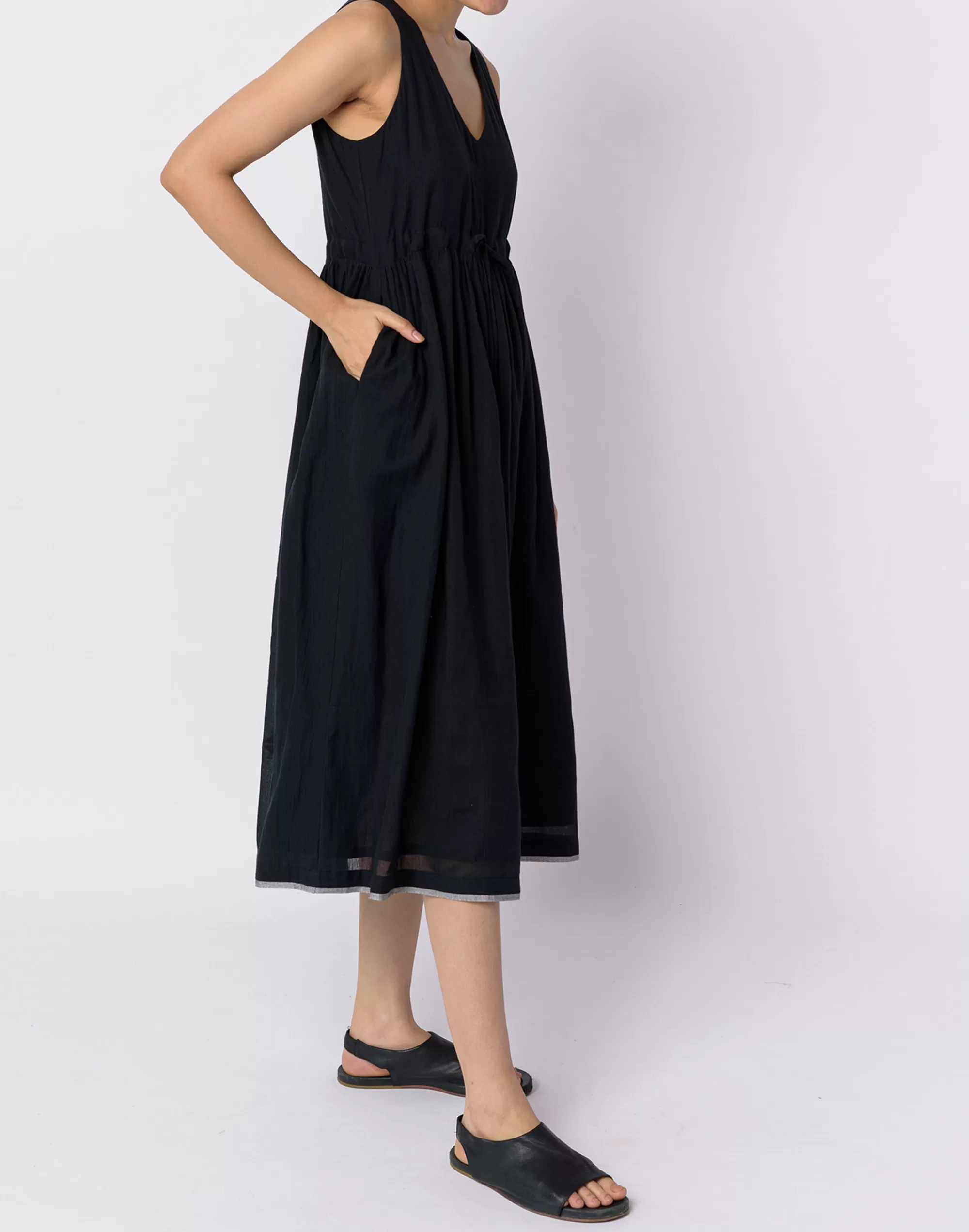 Madewell Dresses>World Of Crow Front Tie-Up Dress Black