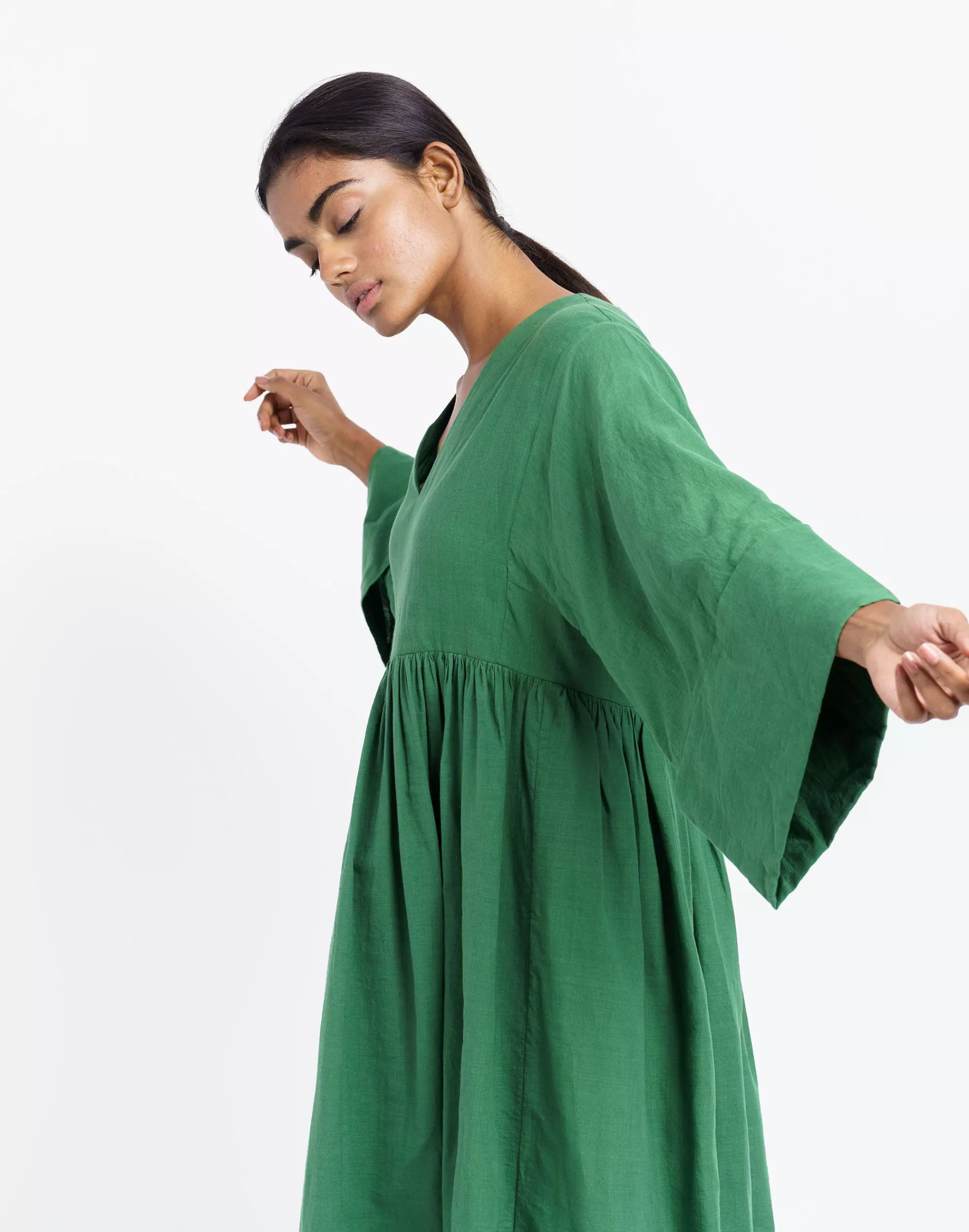 Madewell Dresses>World Of Crow Basil Gathered Midi Dress Green