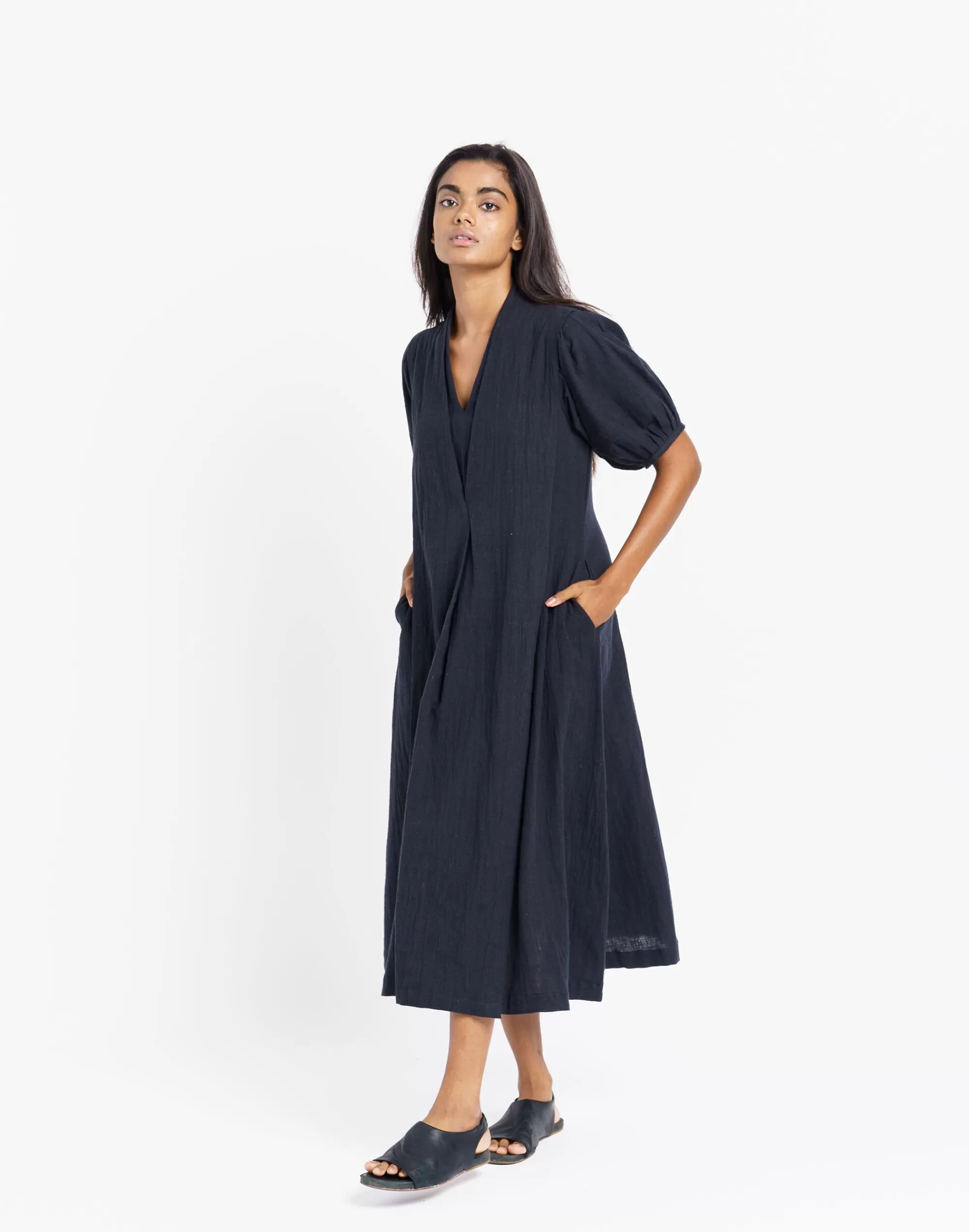 Madewell Dresses>World Of Crow Classic Ink Midi Dress Black