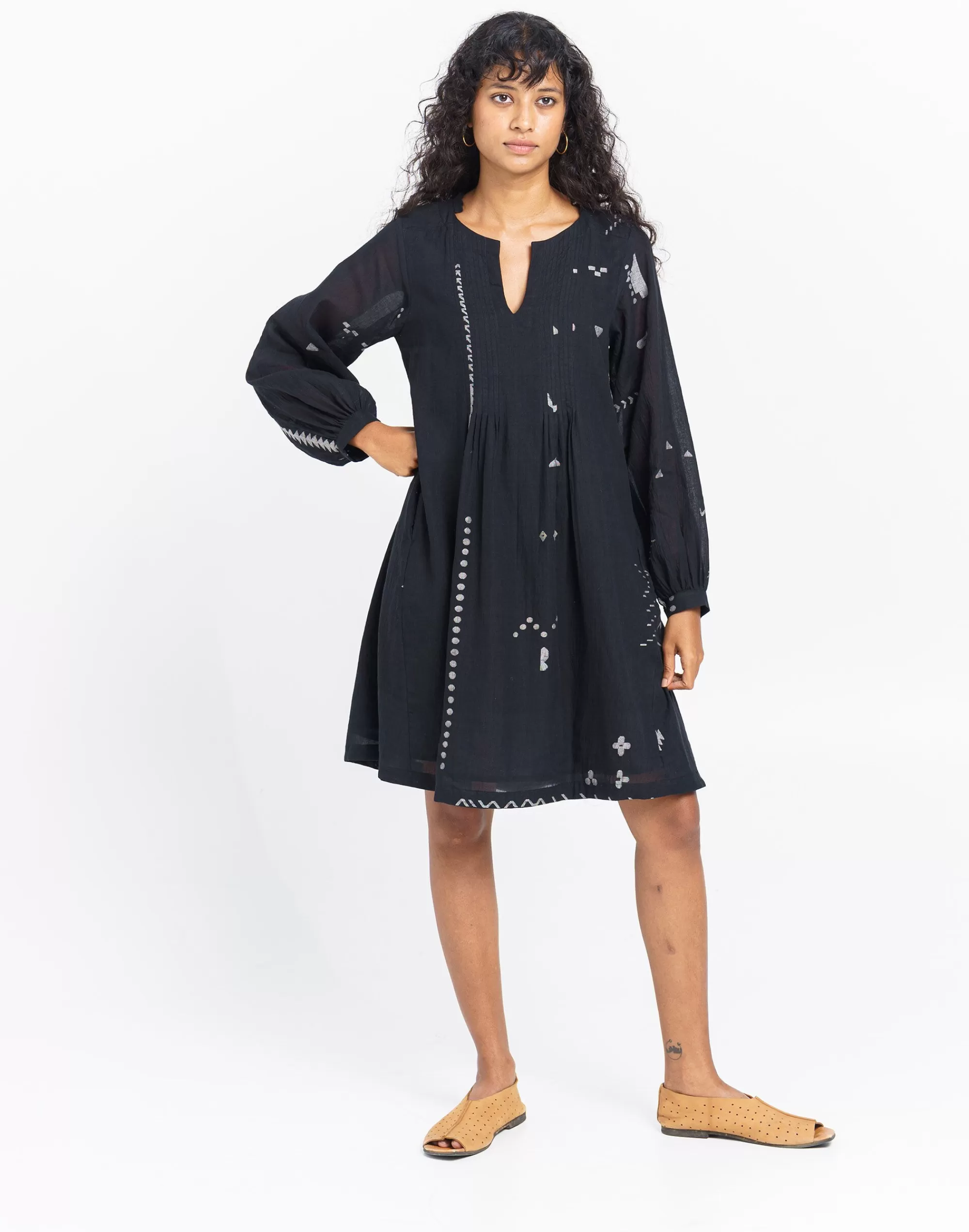 Madewell Dresses>World Of Crow Hand-Detailed Relaxed Short Dress Black