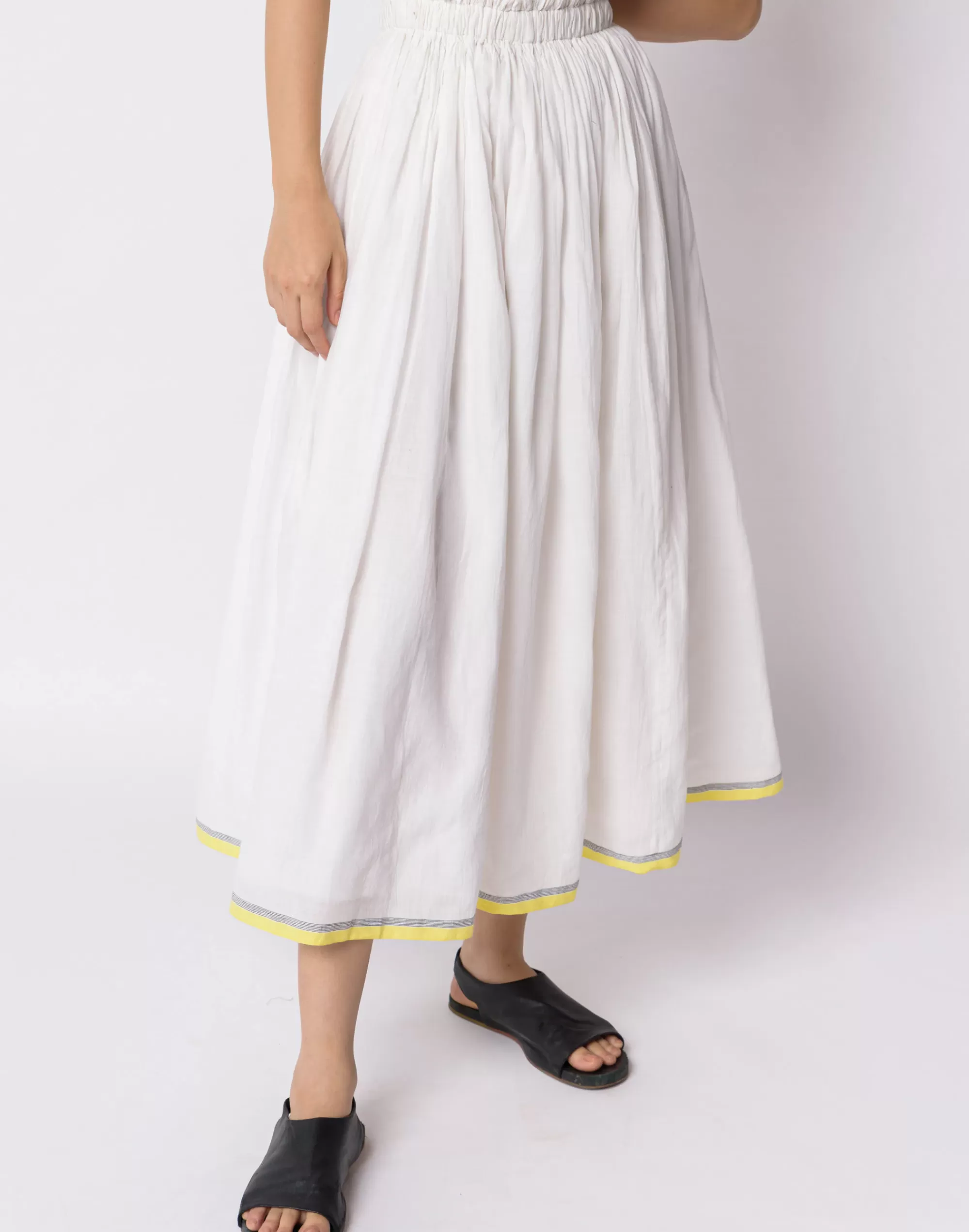 Madewell Skirts>World Of Crow Pearl Pull-On Skirt White