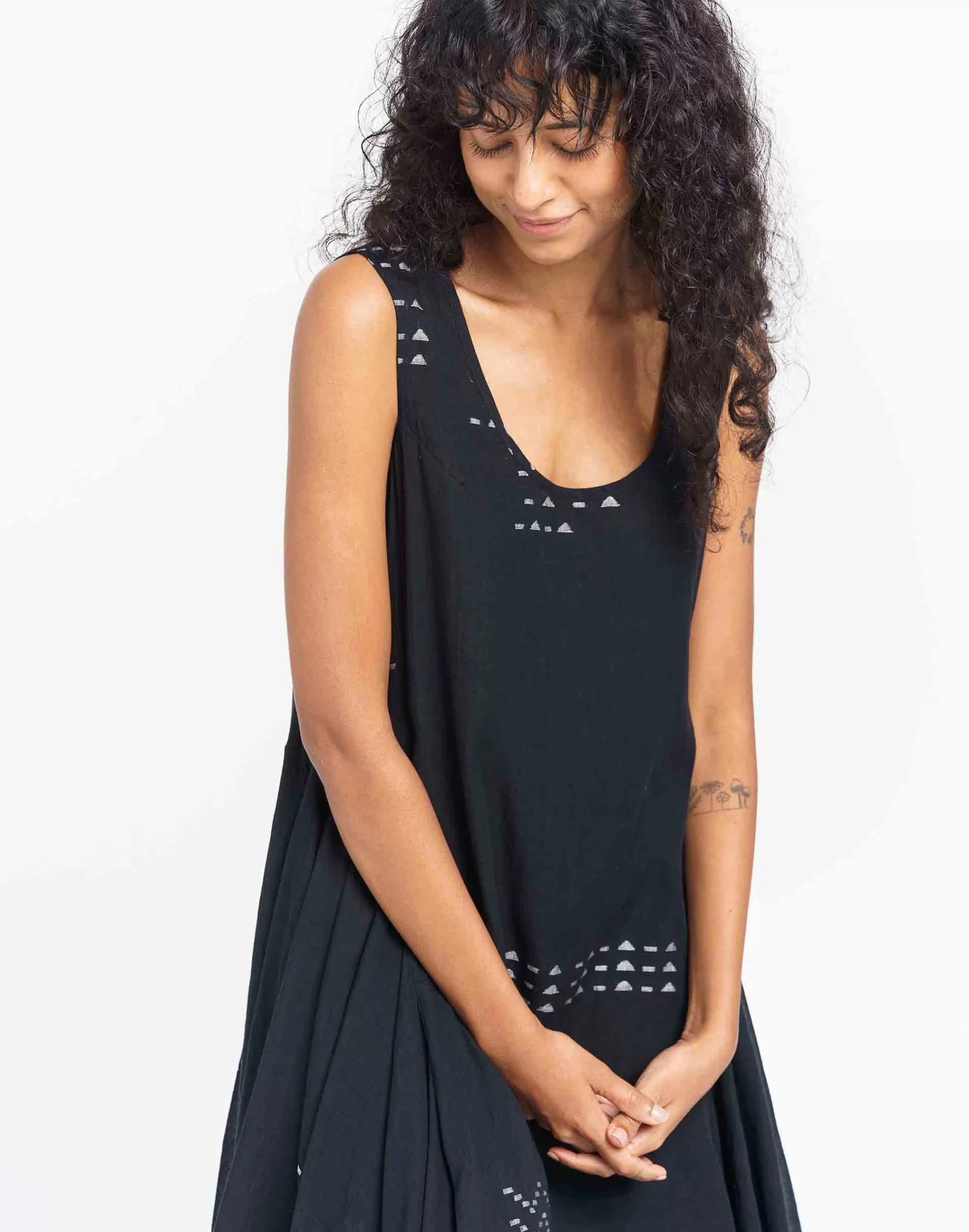 Madewell Dresses>World Of Crow Scoop-Neck Gathered Midi Dress Black