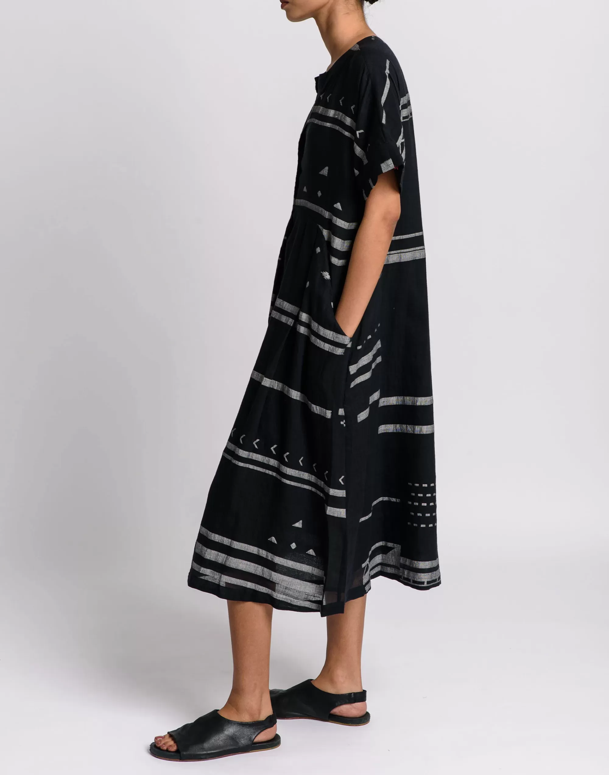 Madewell Dresses>World Of Crow Shift Dress In Black