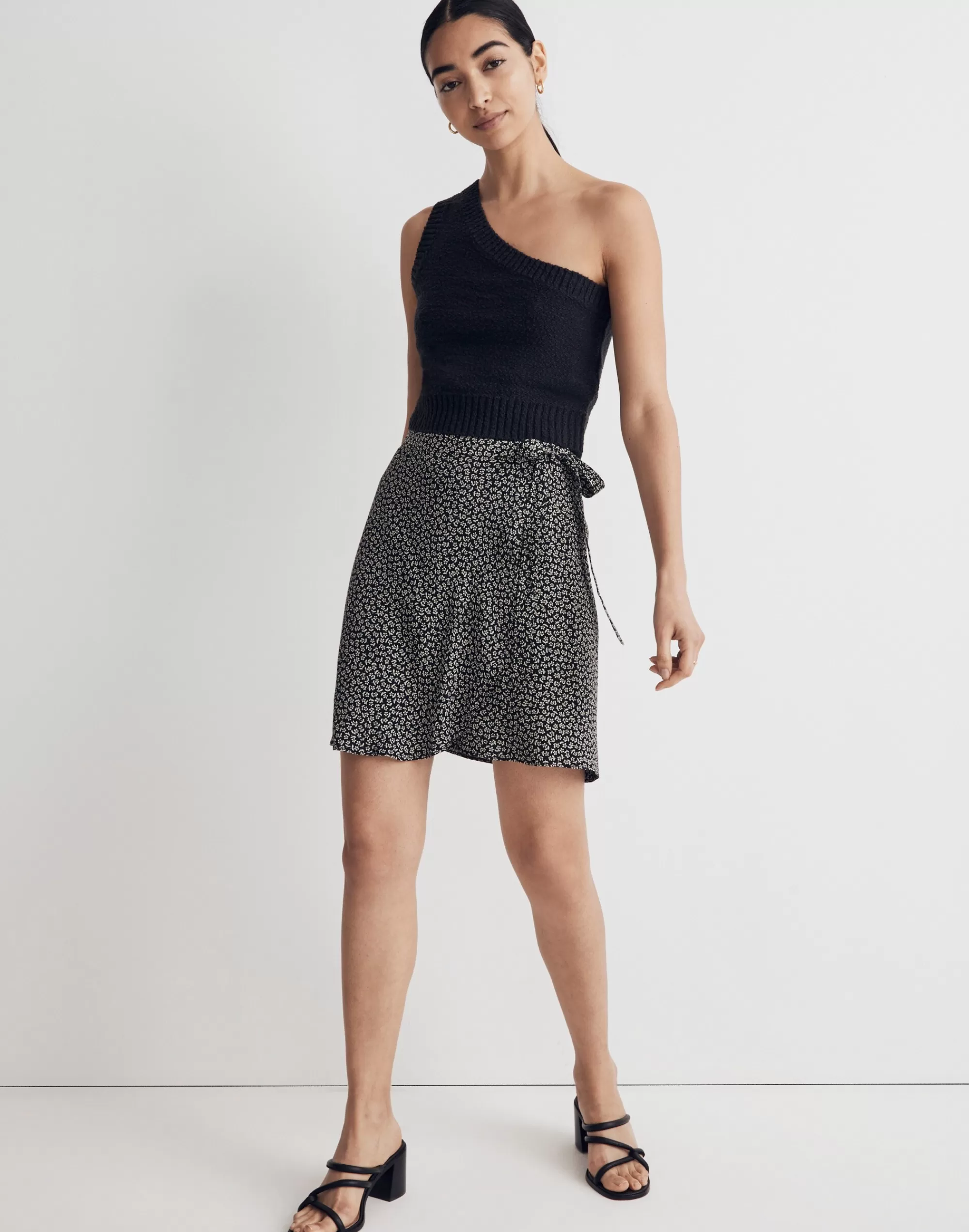 Madewell Skirts>Wrap Mini Skirt In Micro Daisy True Black